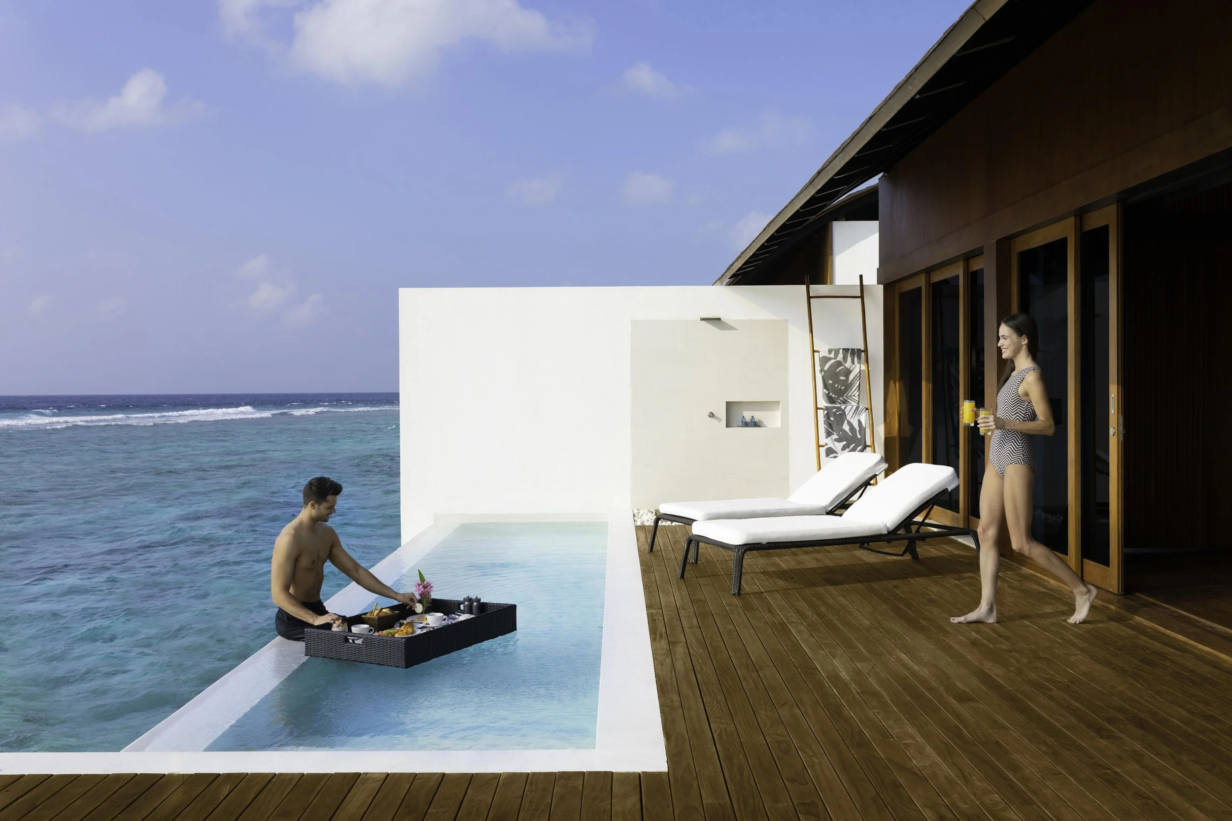 Westin Miriandhoo Maldives - Floating Breakfast
