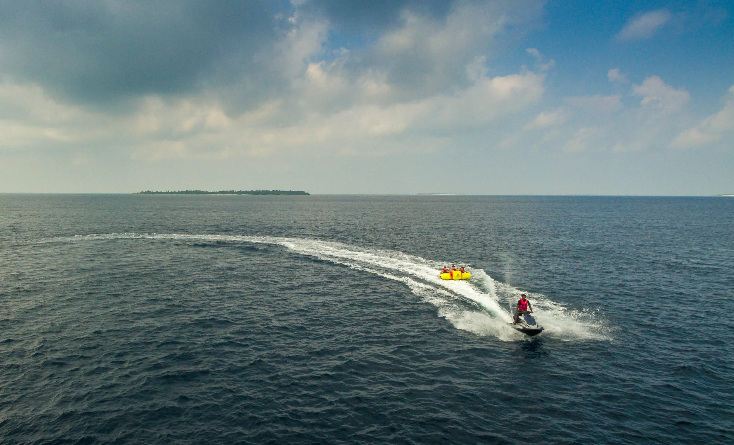Furaveri Maldives - Water Sports