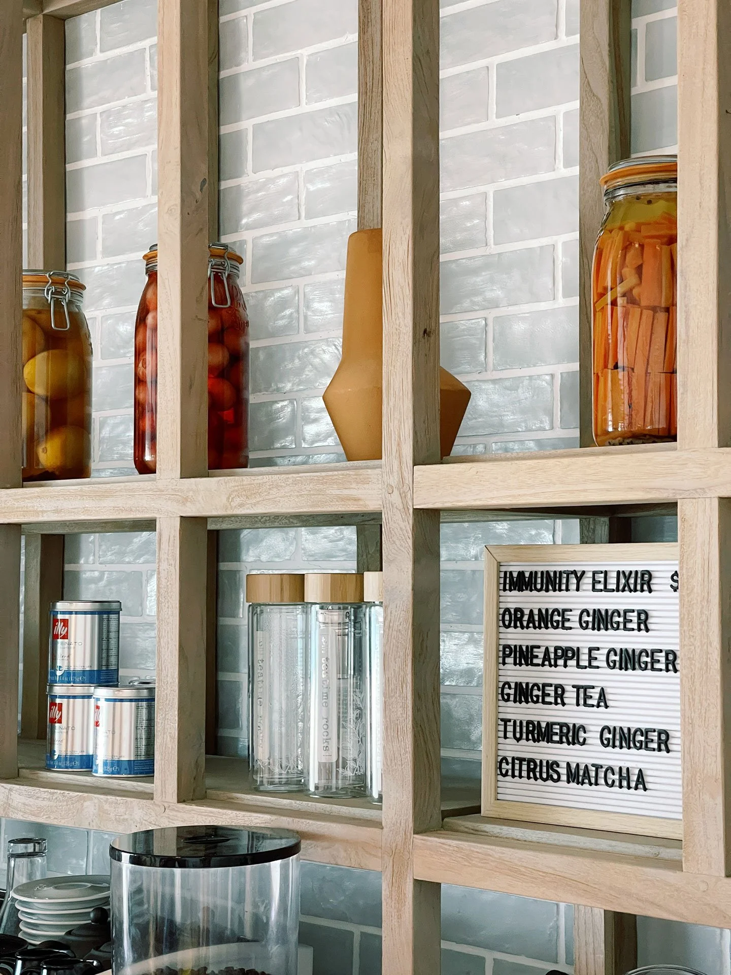 Waves - Shelf decor