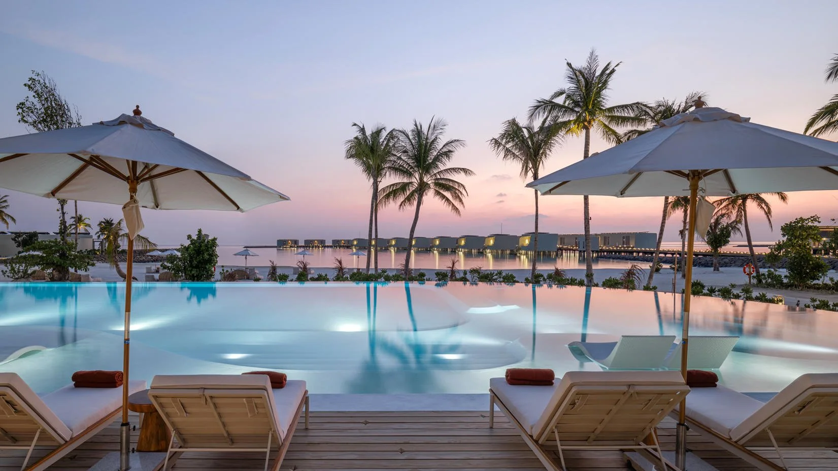 Centara Grand Lagoon - Main Pool 
