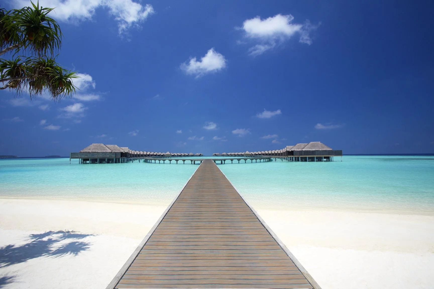 Anantara Kihavah - Over Water Jetty View-1728x1152.jpg
