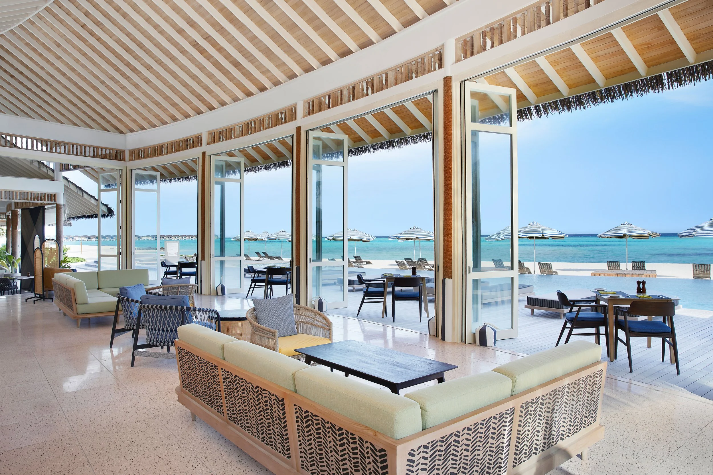 Velaa Bar + Grill - Dining Area