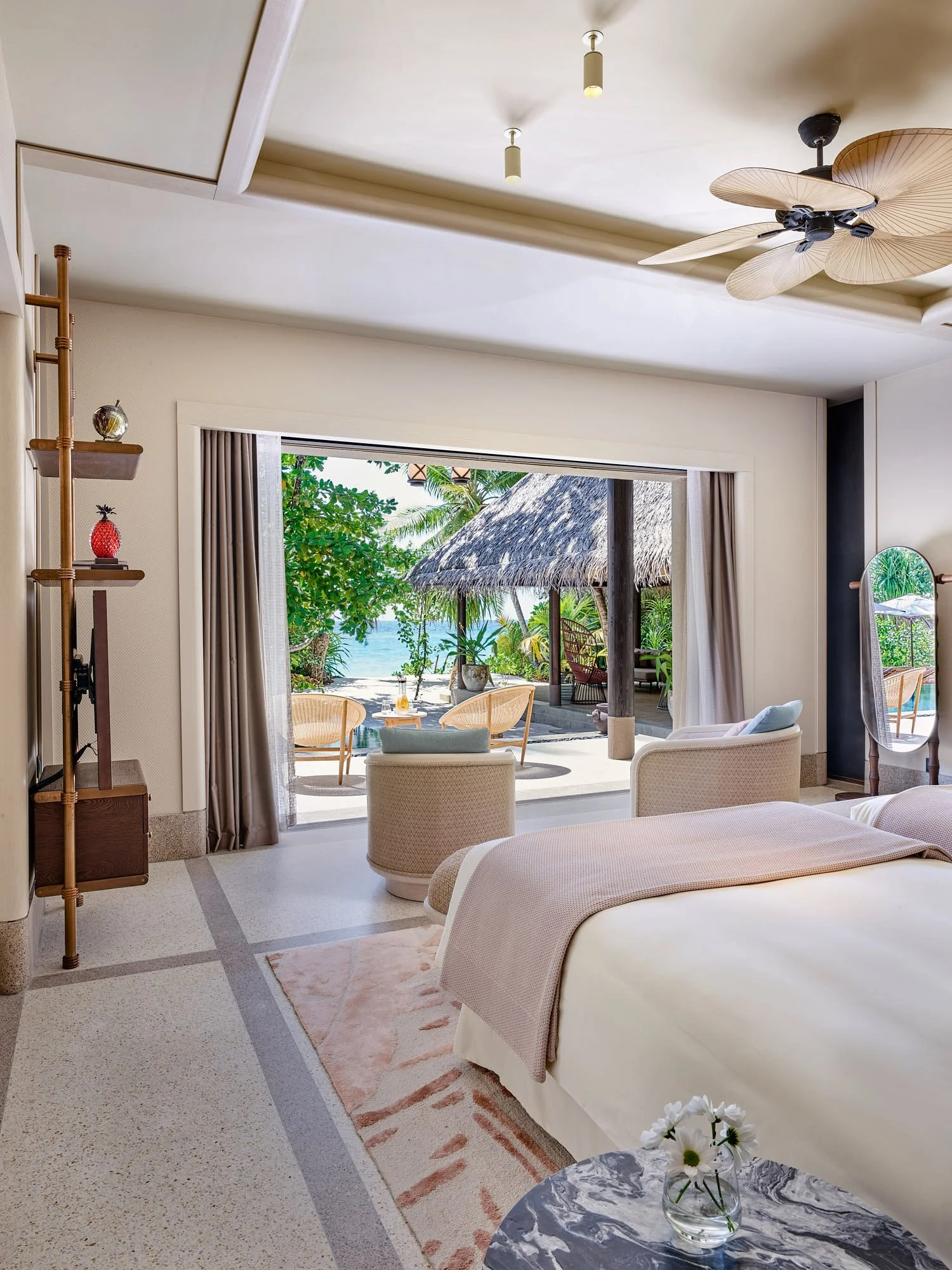 Four Bedroom Beach Residence - Indoor