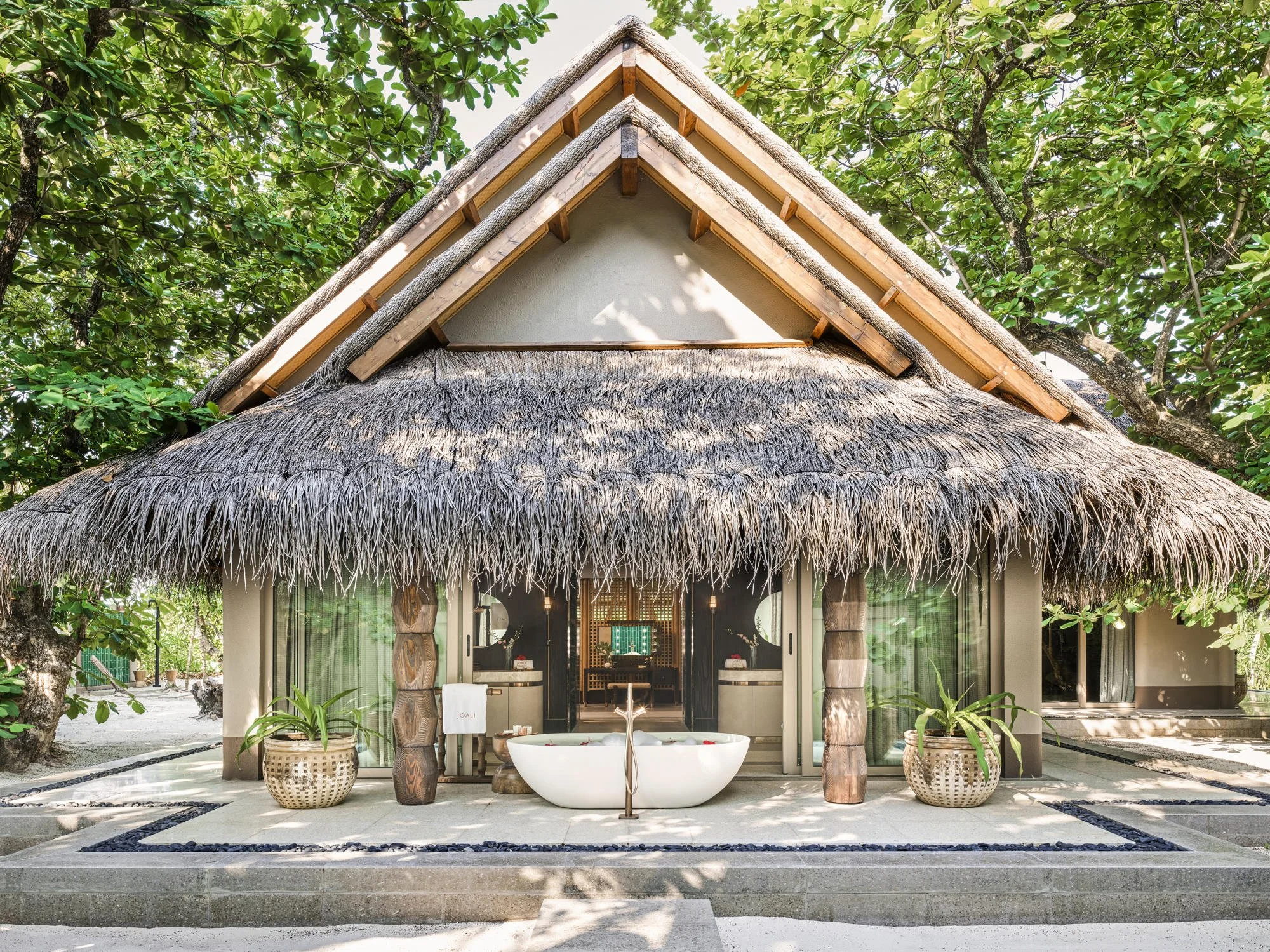 Luxury Beach Villa - Outdoor