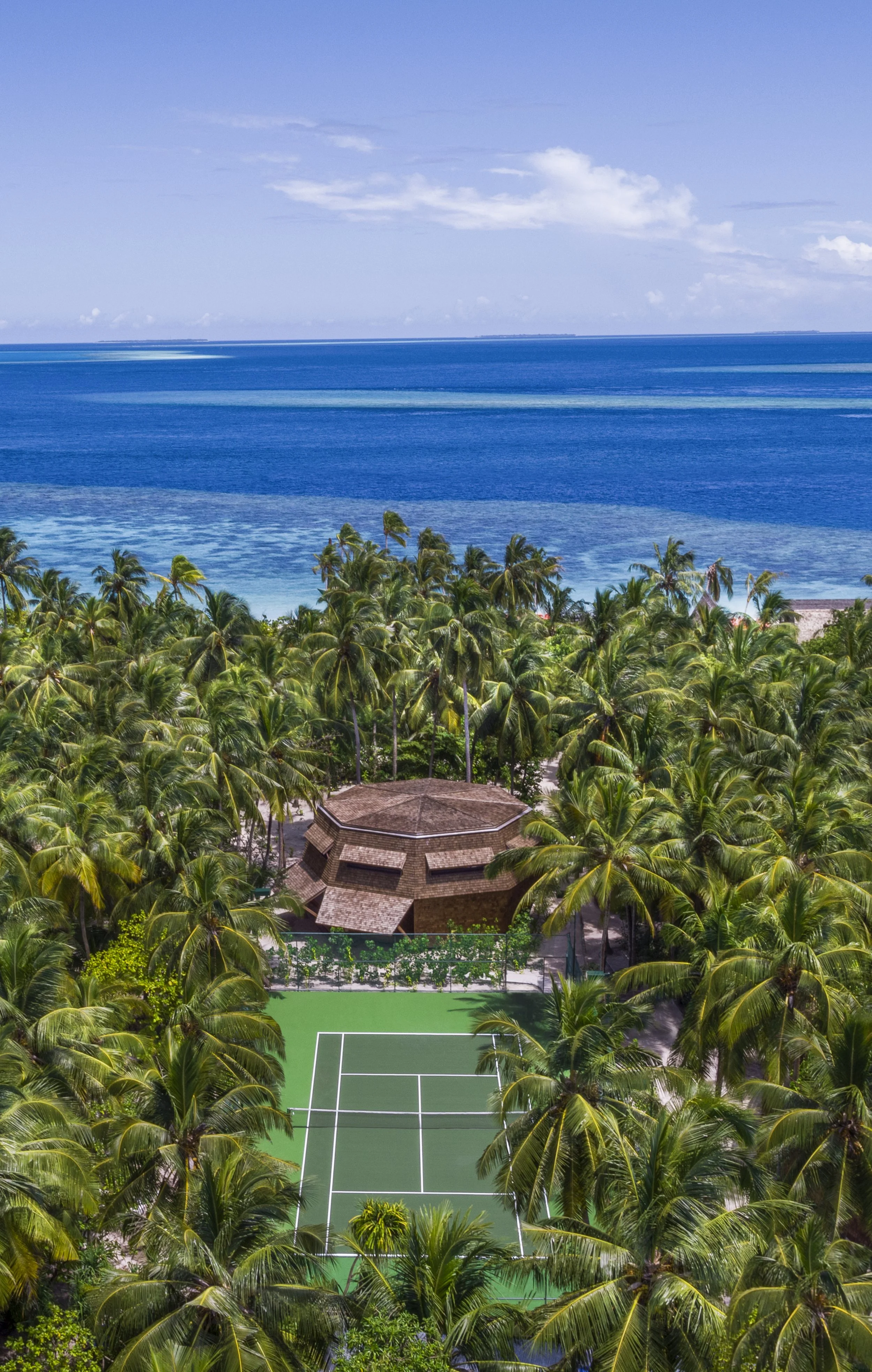 The St. Regis Maldives Vommuli - Tennis Court