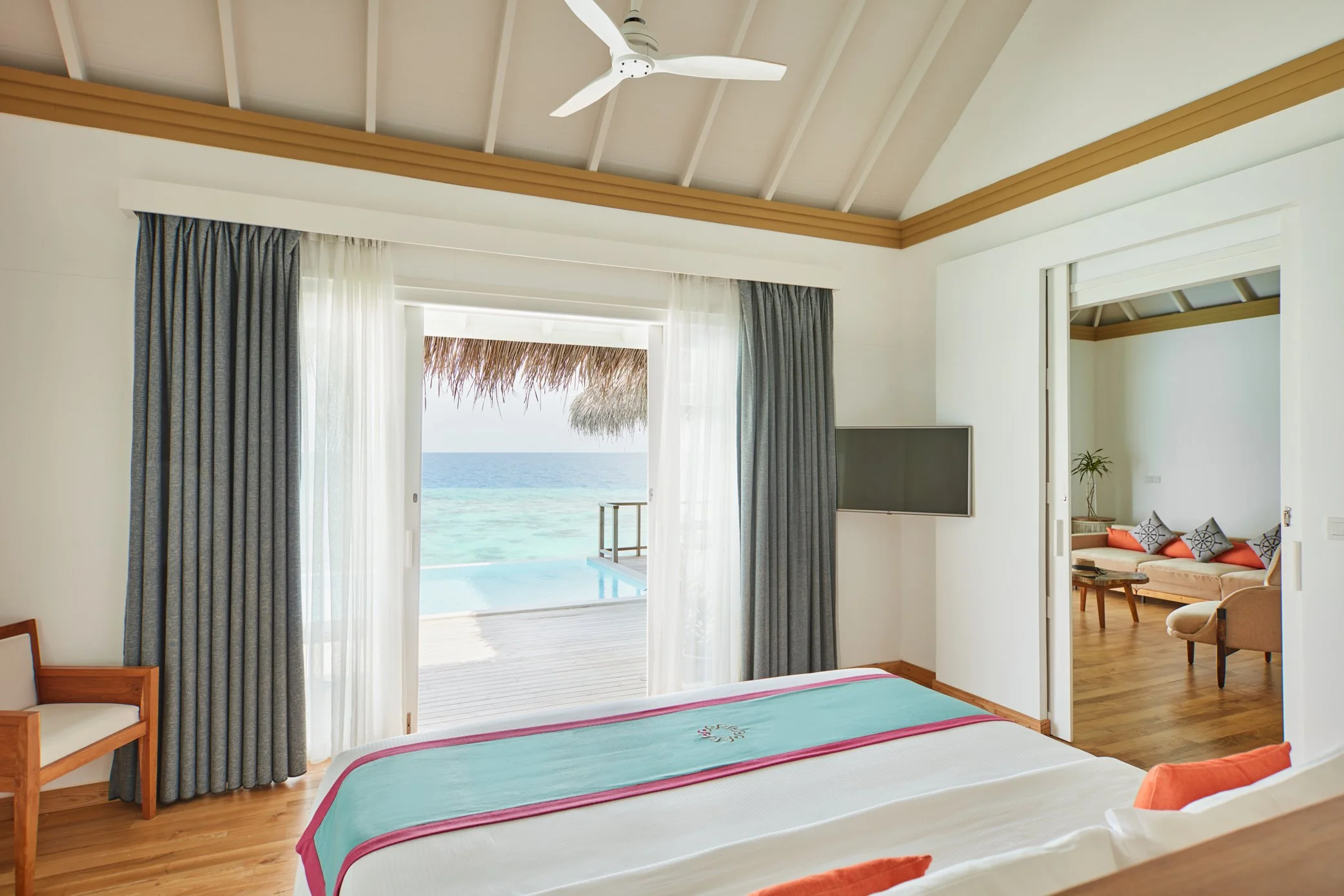Ocean Residence with Pool _ 04.jpg