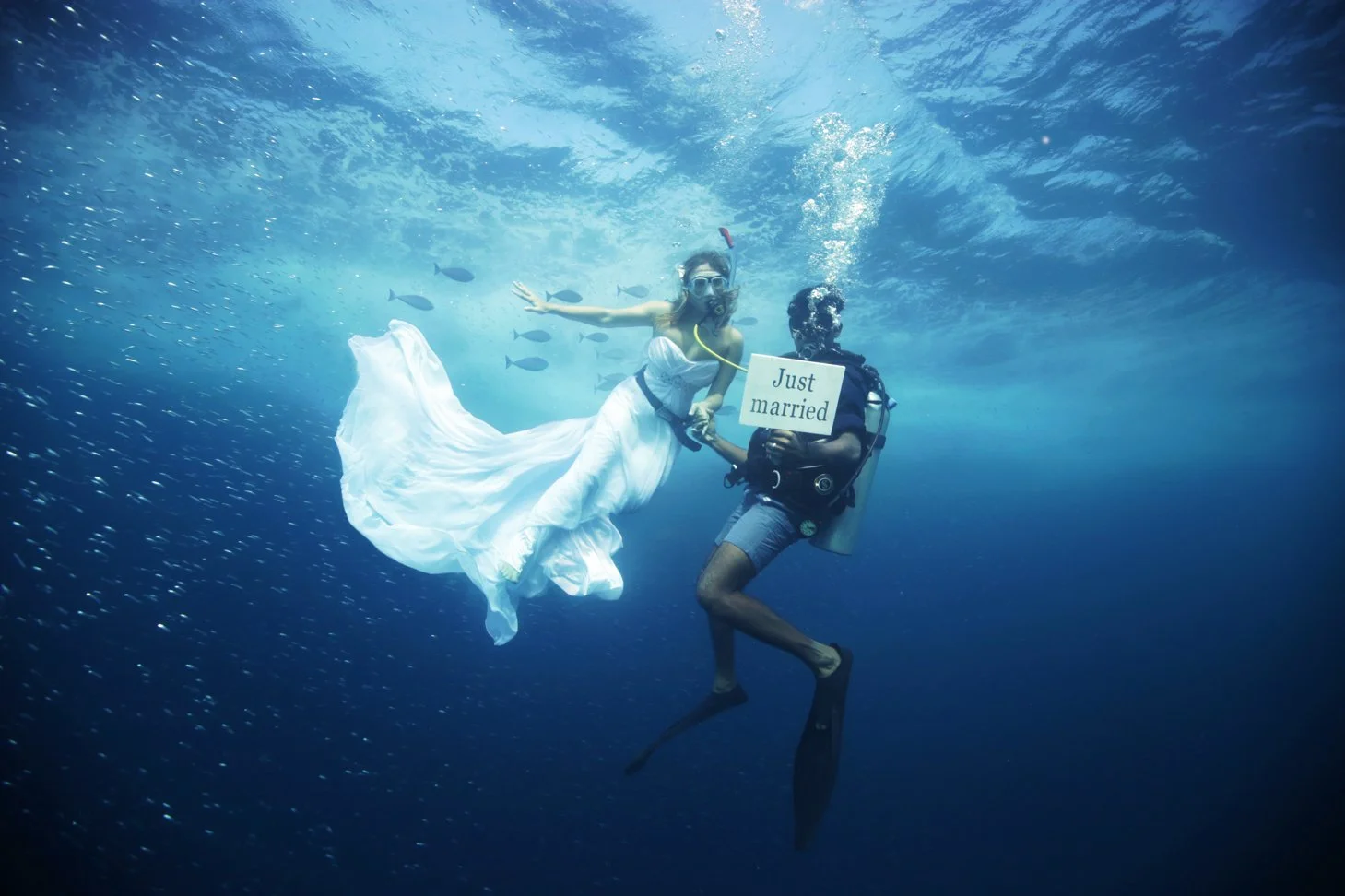 Anantara Kihavah - Underwater Diving Wedding-1459x972.jpg