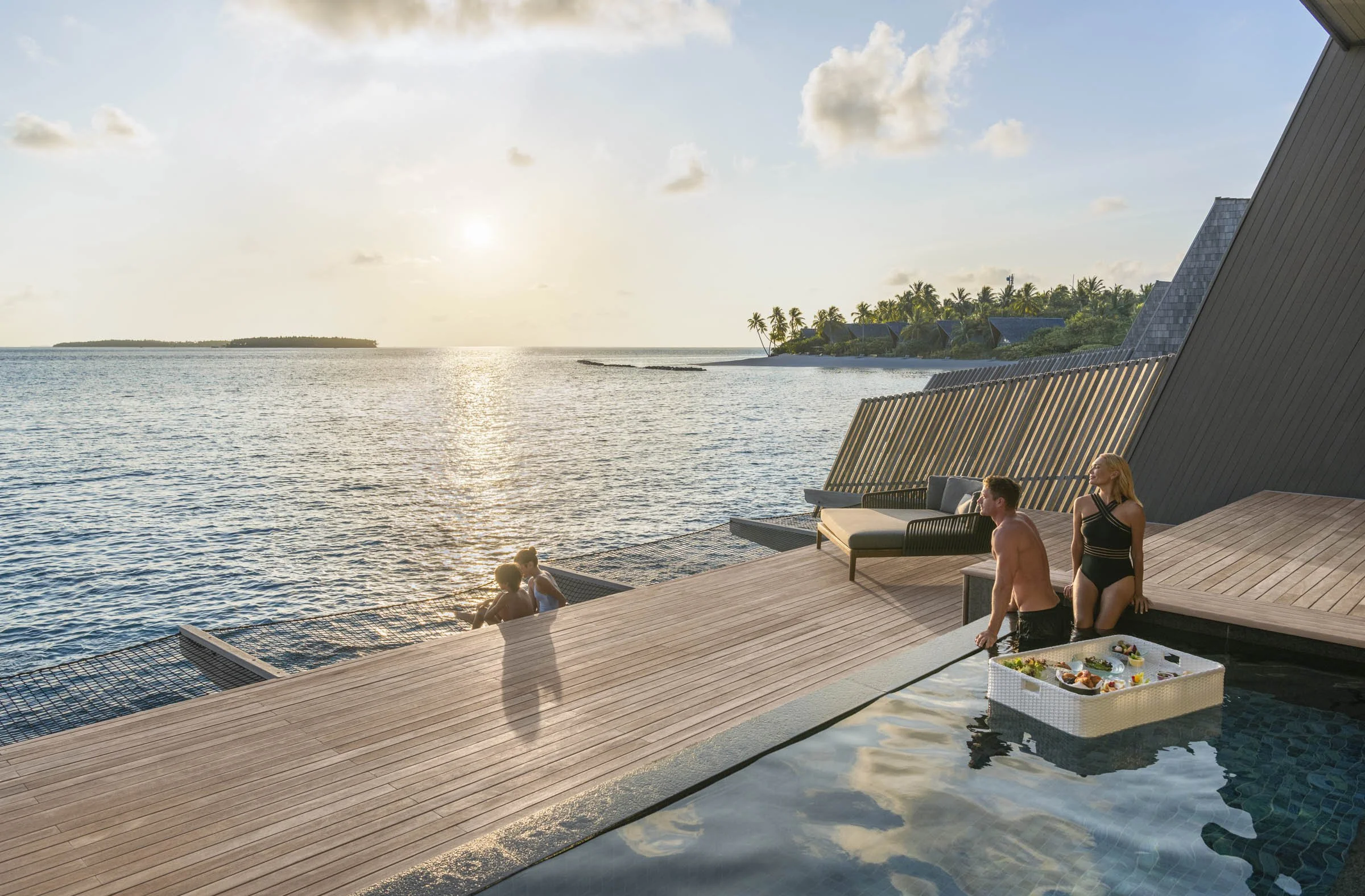 The St. Regis Maldives Vommuli - Floating Breakfast