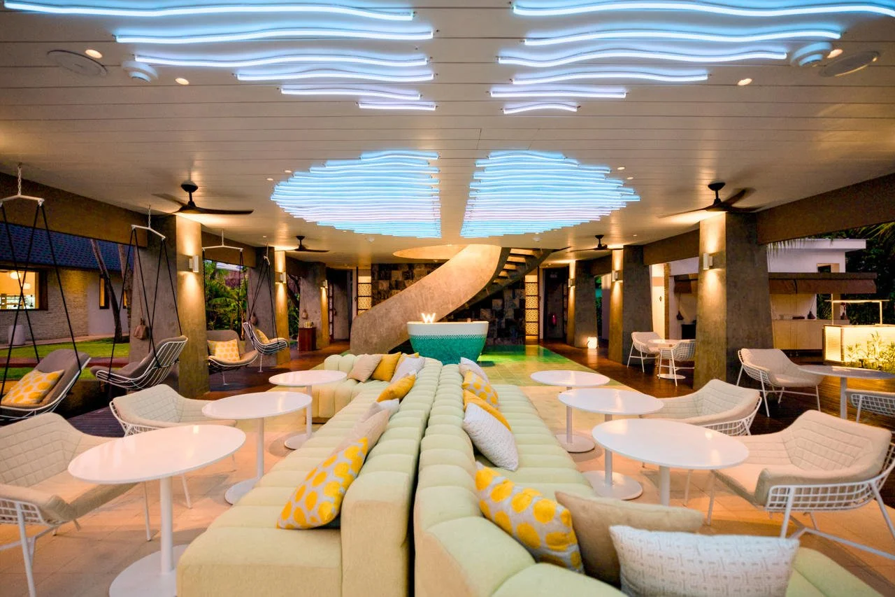 W Maldives - Wet Deck Bar