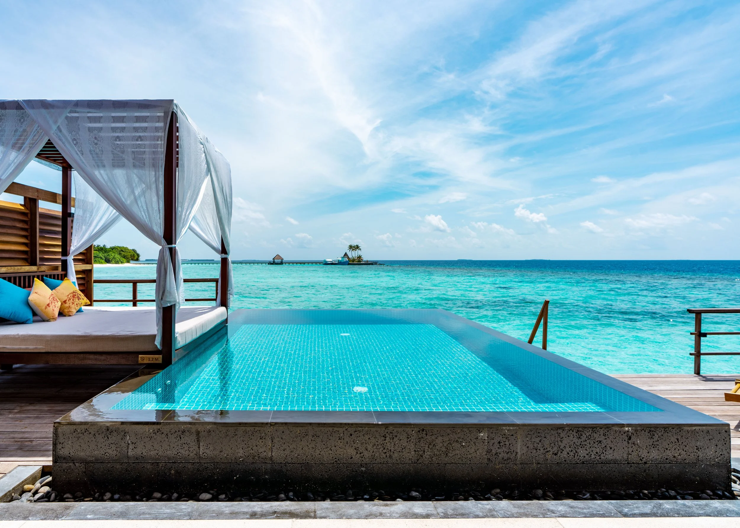 Furaveri - Ocean Pool Villa Pool