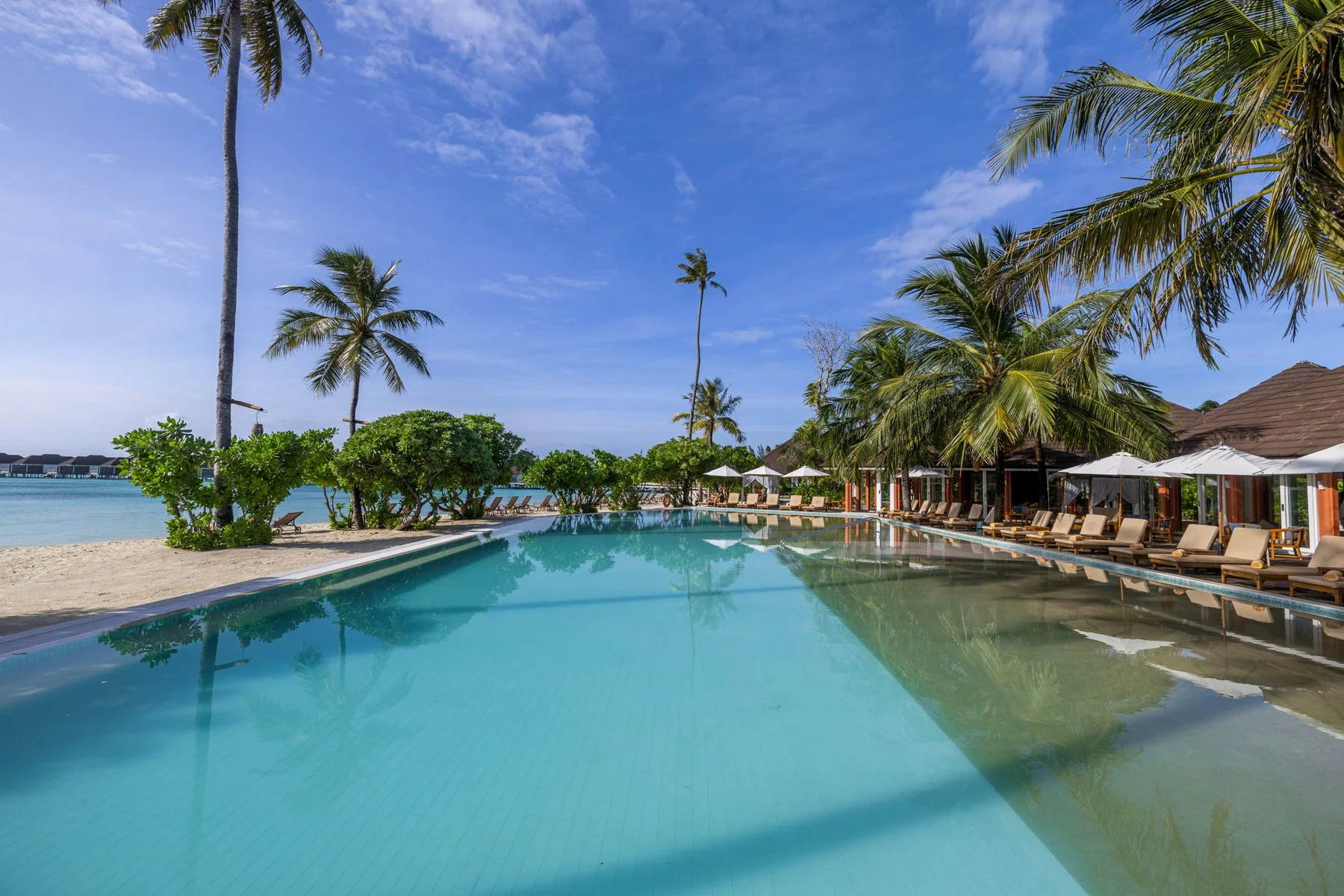 SSO_Pool_Bar_Exterior_Yacob_24-21.jpg