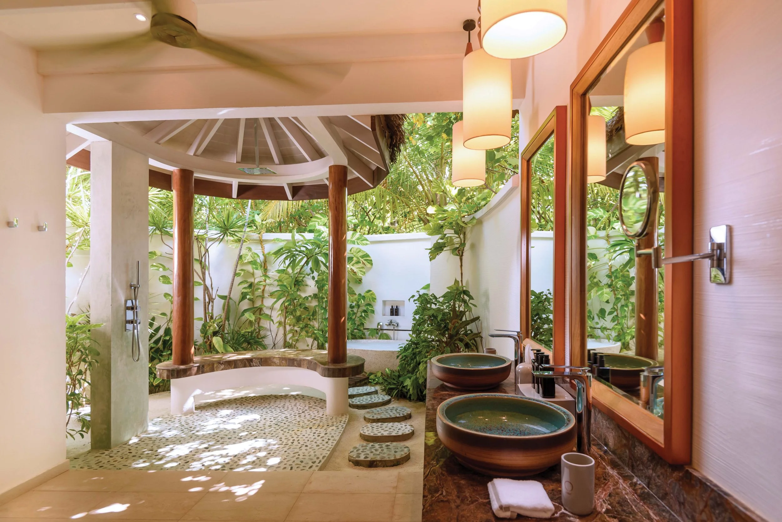 OBLU SELECT Sangeli - Villas - Two Bedroom Family Suite - Master Bathroom Interior - 12.2021.jpg