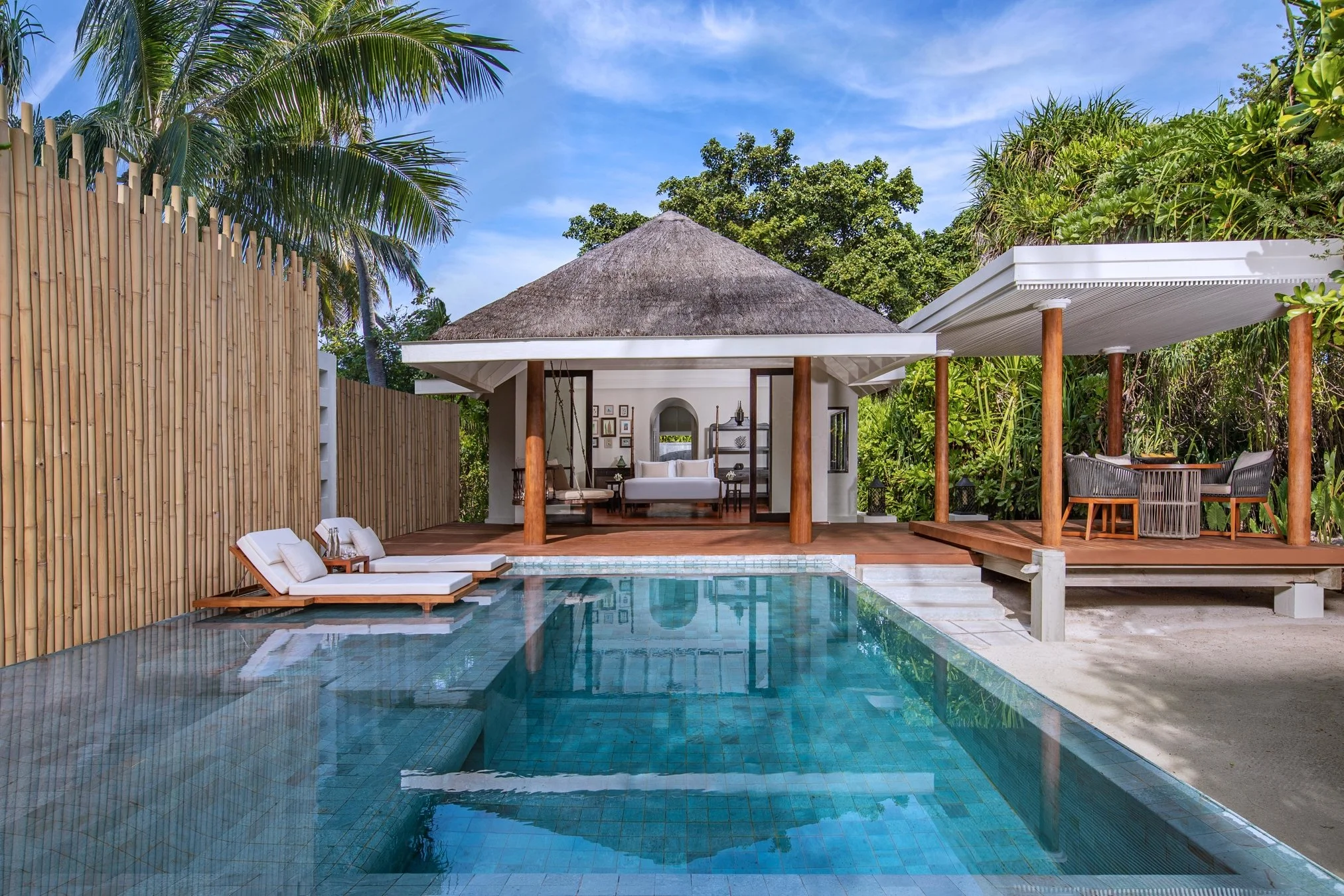 Anantara Kihavah Beach Pool Villas  Daylight Exterior-2025x1350.jpg