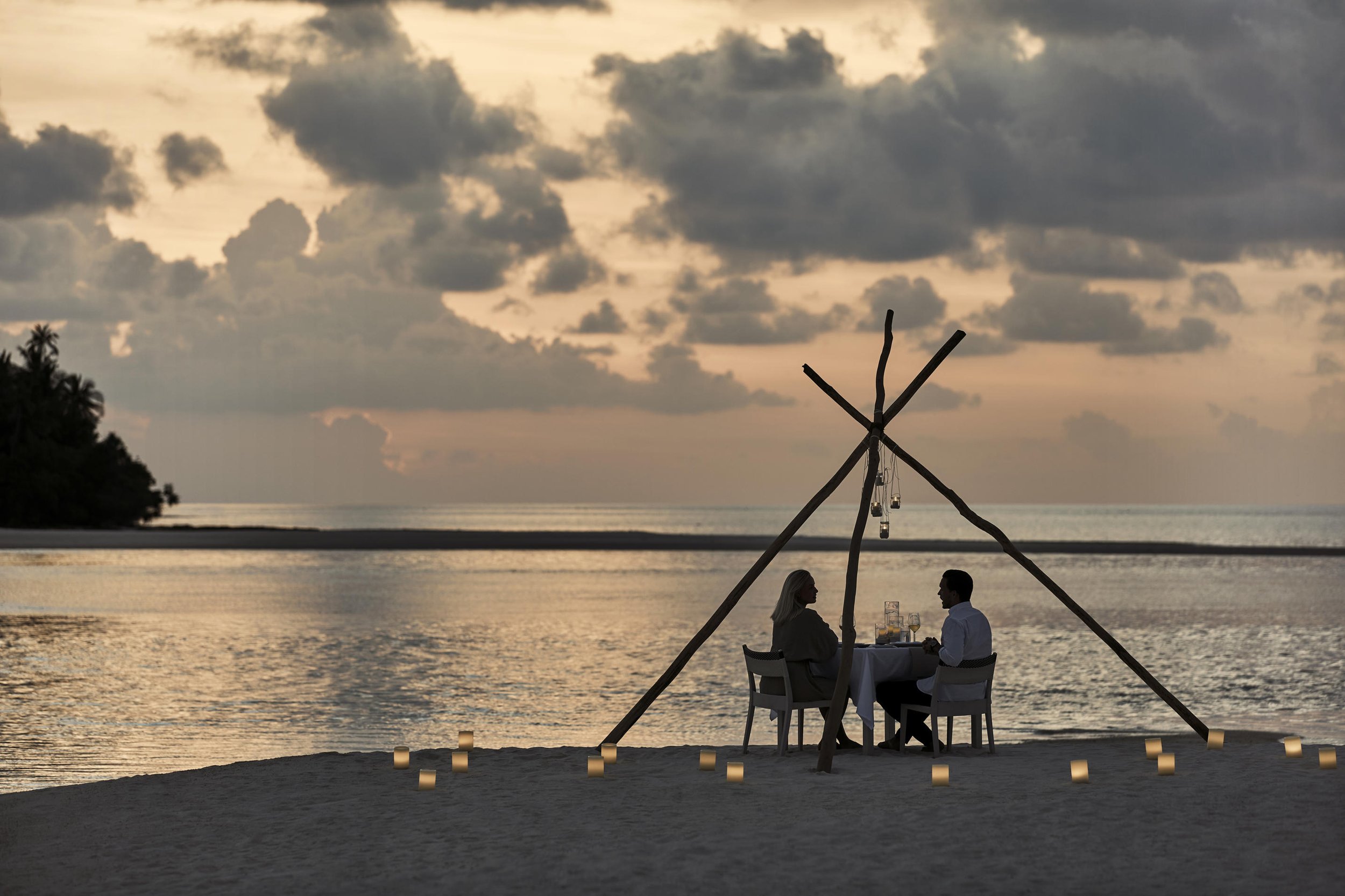 Como Maalifushi Maldives - Beach Dining
