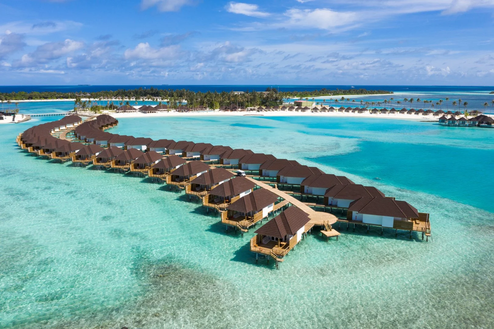Olhuveli_Drone_0453 2 (1)-1622x1080.jpg