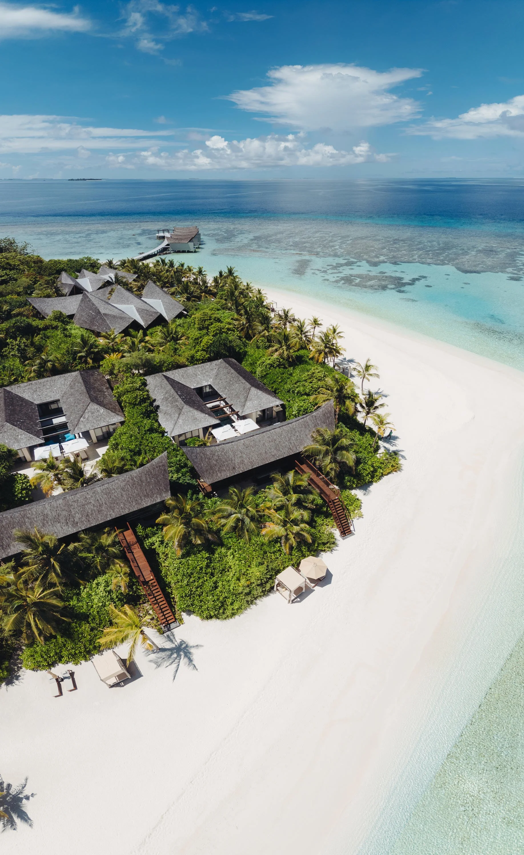 Kuredhivaru Resort & Spa - Aerial View
