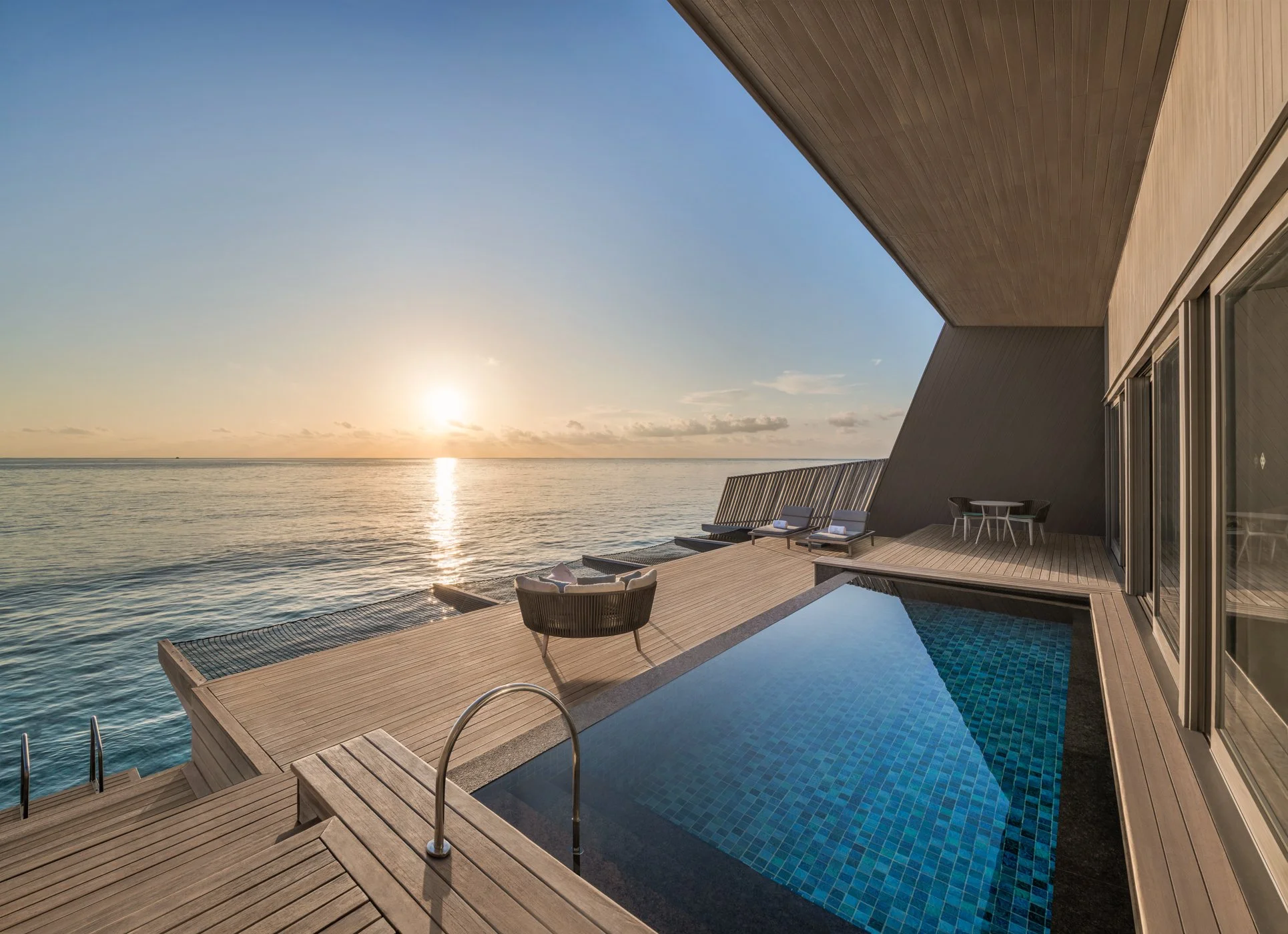 The St. Regis Maldives Vommuli - Sunset  Overwater Villa with Pool Outdoor