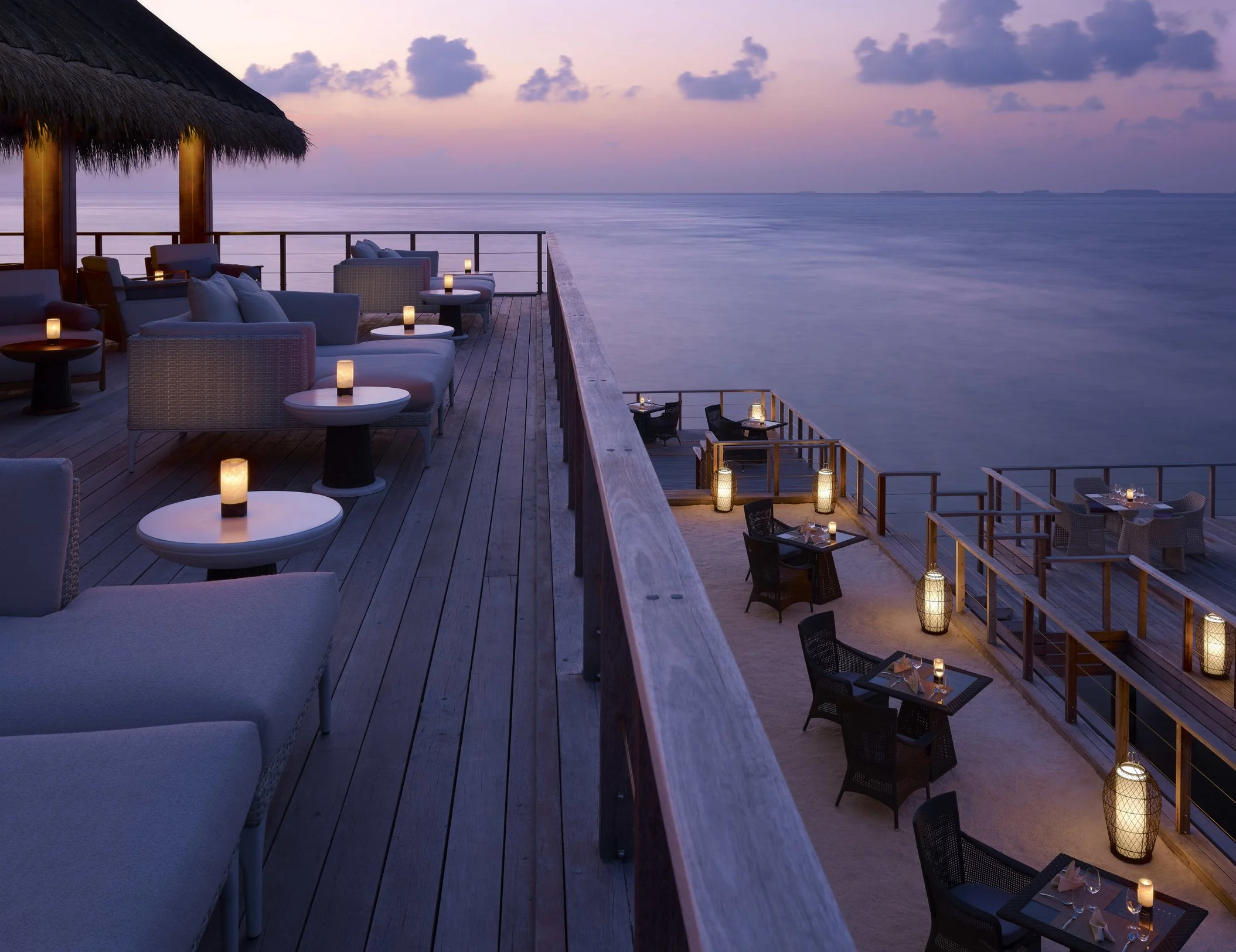 Dusit Thani Maldives - Sala Bar