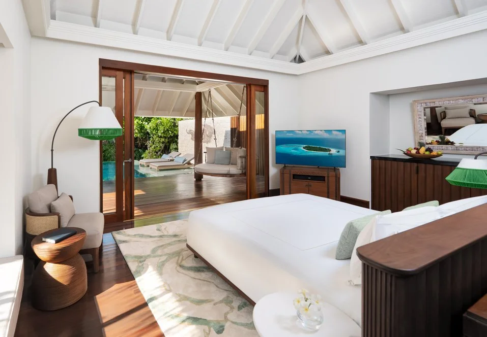 Anantara Kihavah - Beach Pool Villa Interior Outwards - Crop-957x664.jpg
