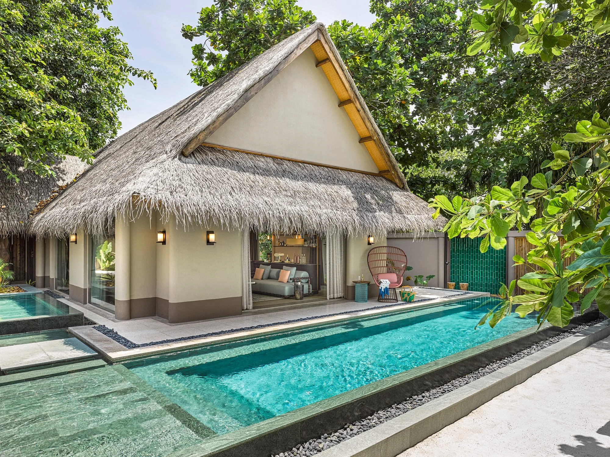 Beach Villa With Pool - Outdoor
