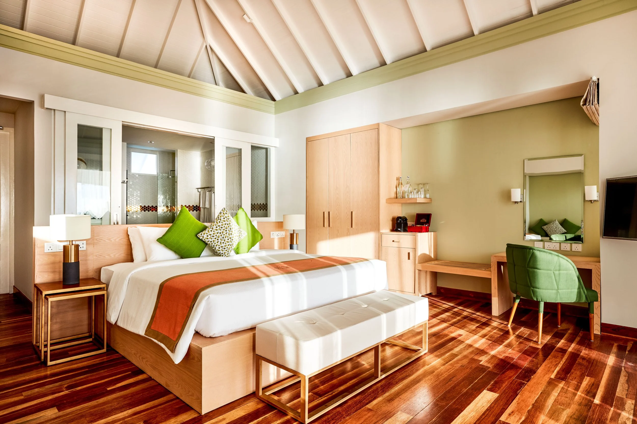 Olhuveli_WaterVilla_0088-Edit_page_01.jpg