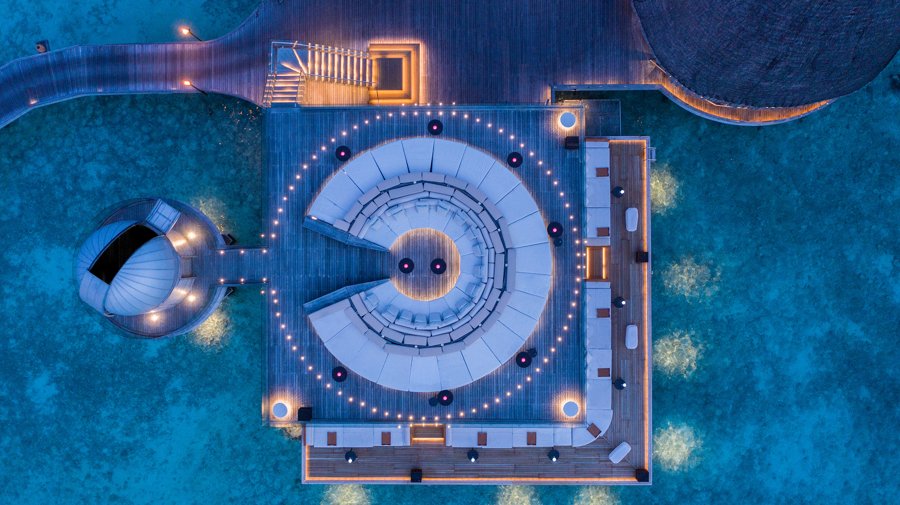 Anantara Kihavah - SKY Bar observatory aerial-900x505.jpg