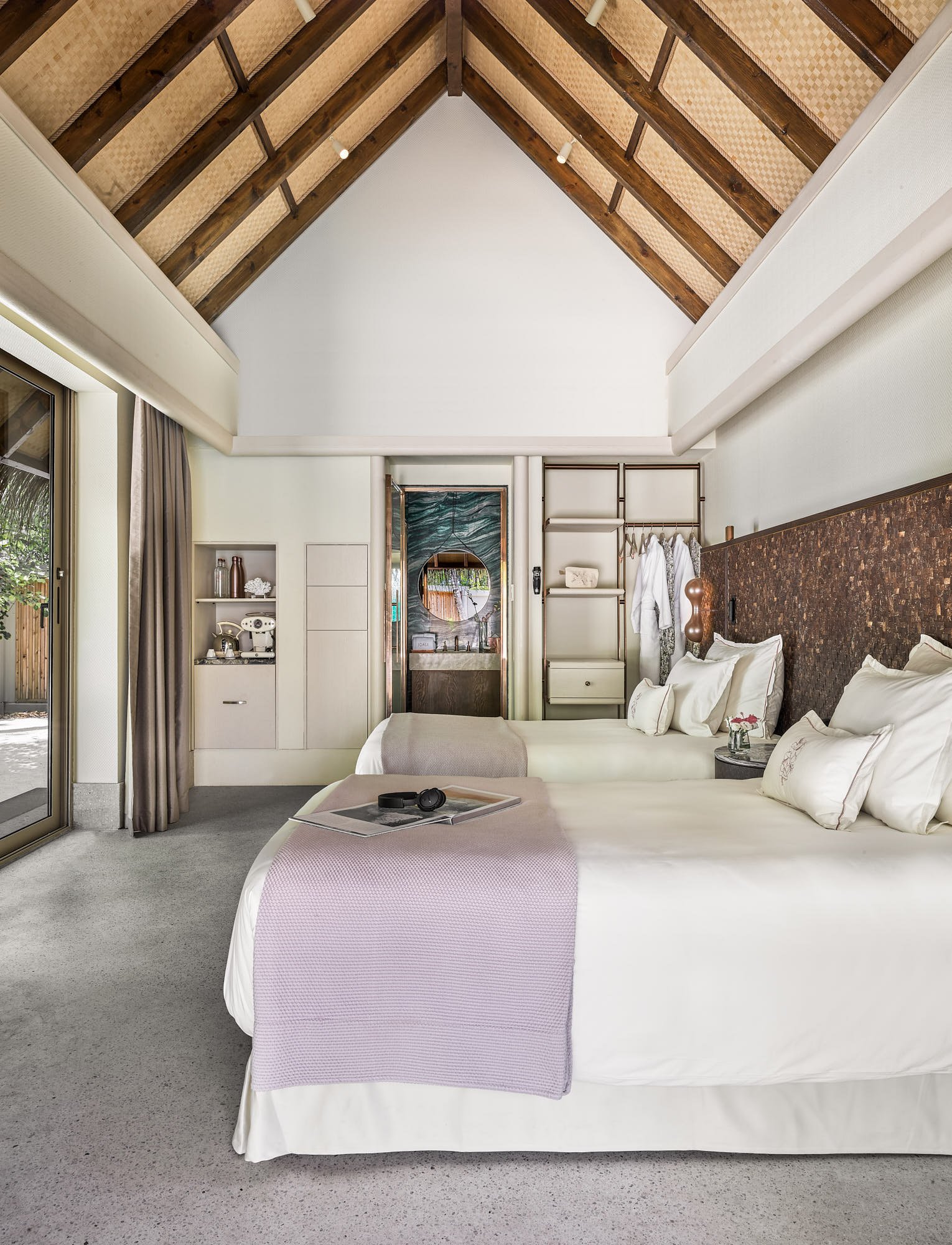Family Beach Villa with 2 Pool - Second Bedroom