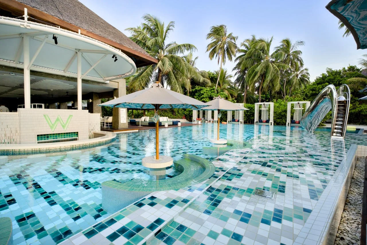 W Maldives - Wet Deck Bar