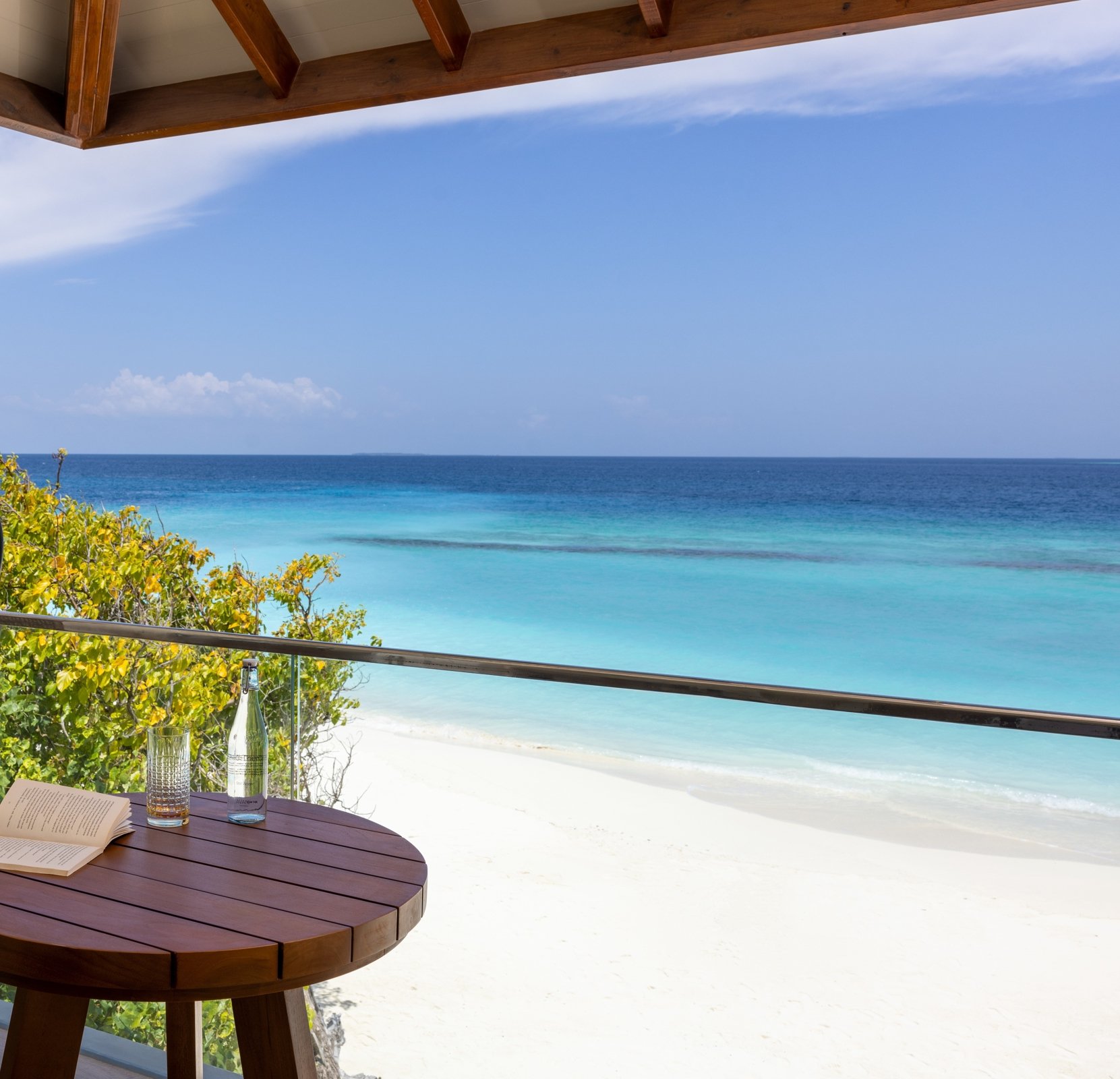 Balcony - Premium Ocean View - Avani+ Fares Maldives-1661x1600.jpg