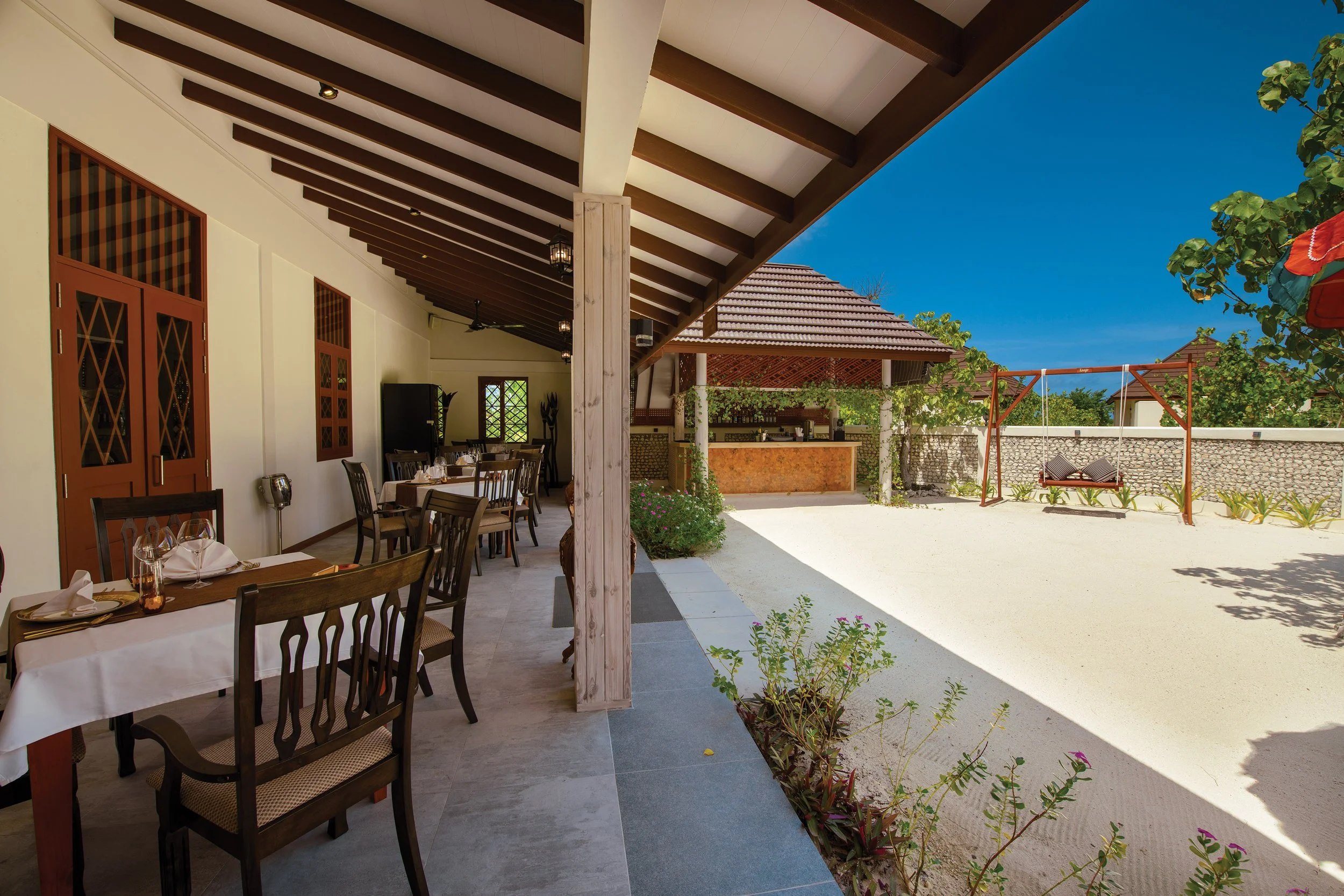 VARU BY ATMOSPHERE - OUTLETS AND DINING - KAAGE 01.jpg