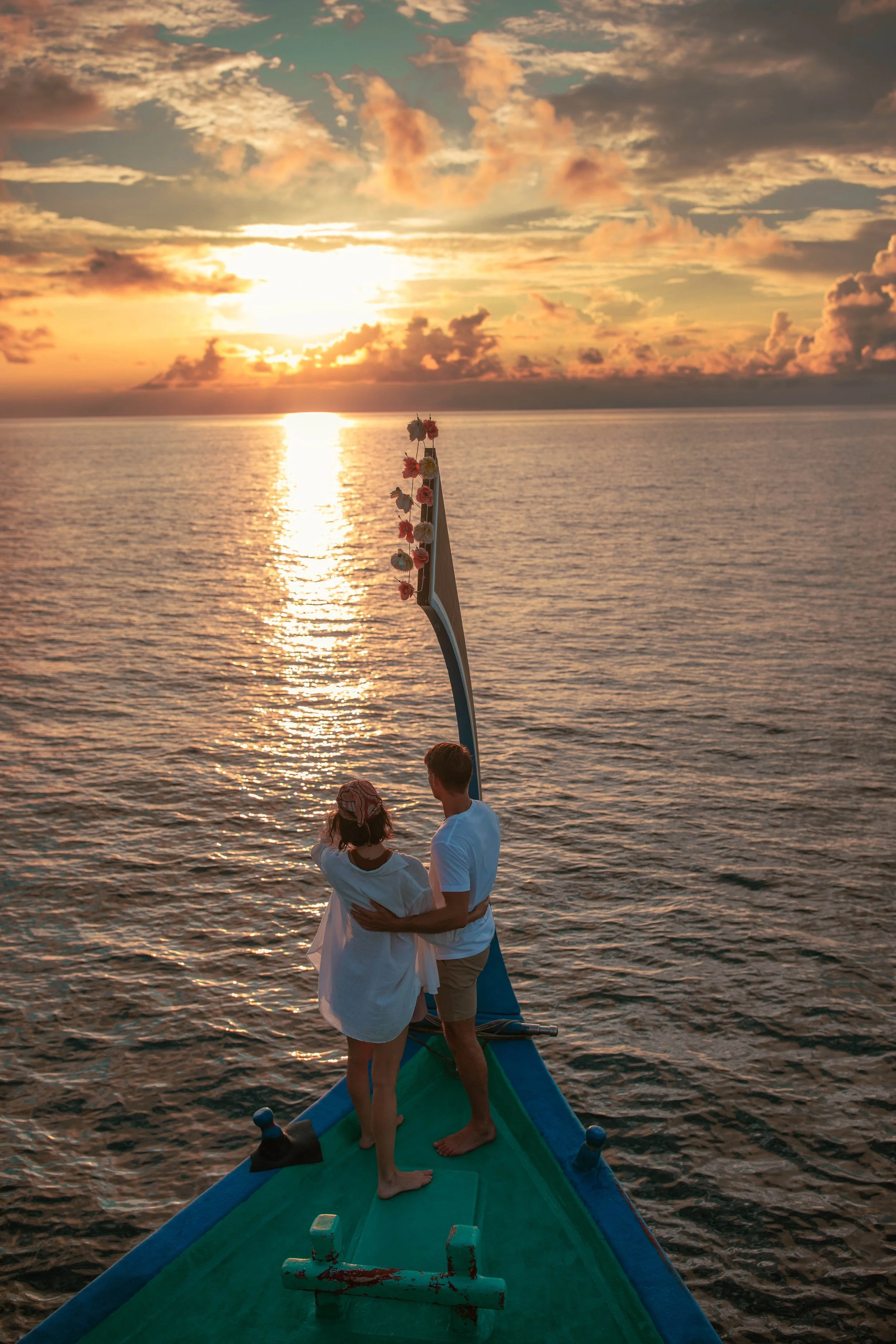 VARU BY ATMOSPHERE - LIFESTYLE - SUNSET FISHING 01.jpg