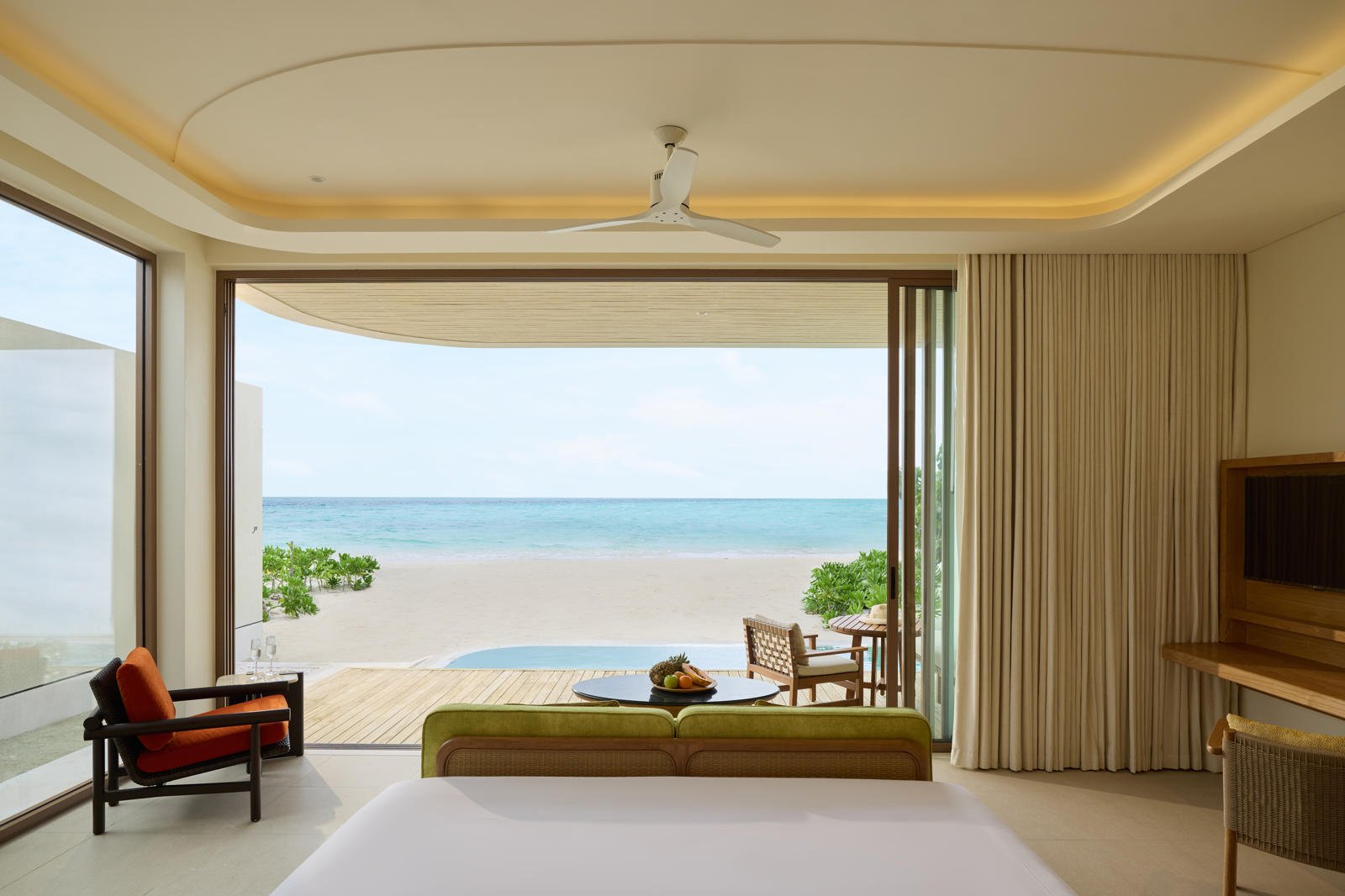 Centara Grand Lagoon - One Bedroom Sunrise/Sunrise Beach Pool Villa Interior