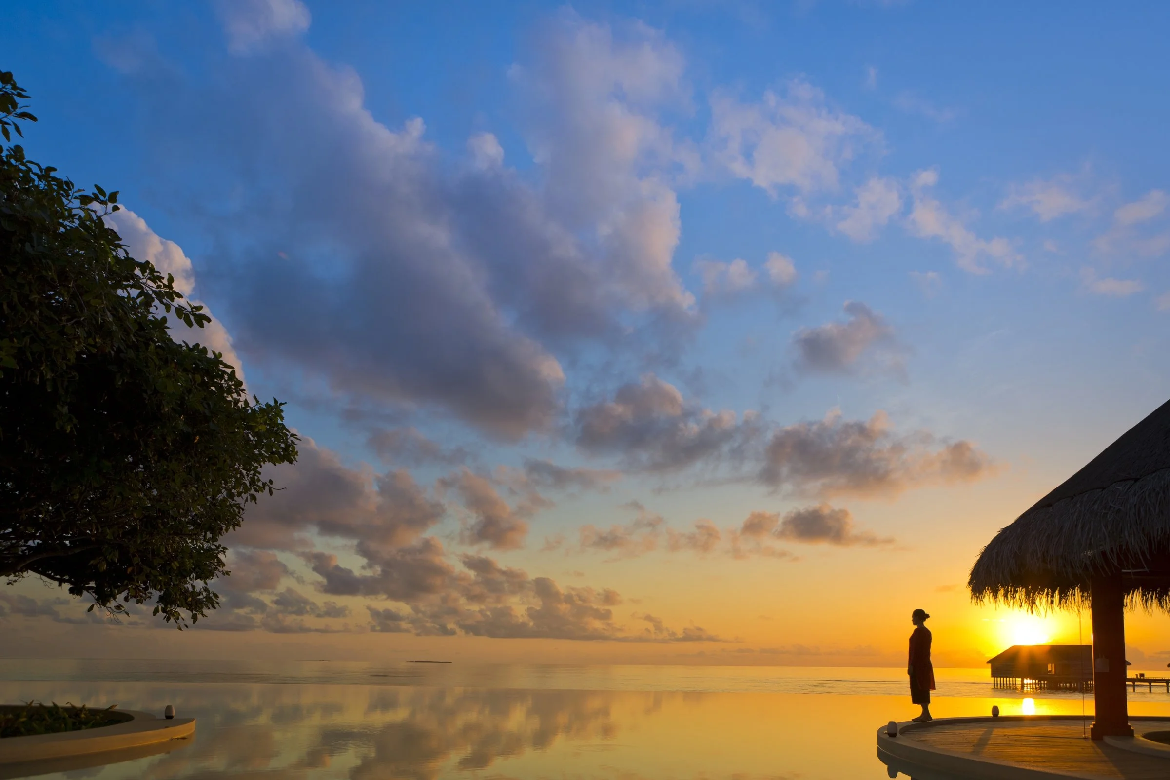 Dusit Thani Maldives - Sunset View