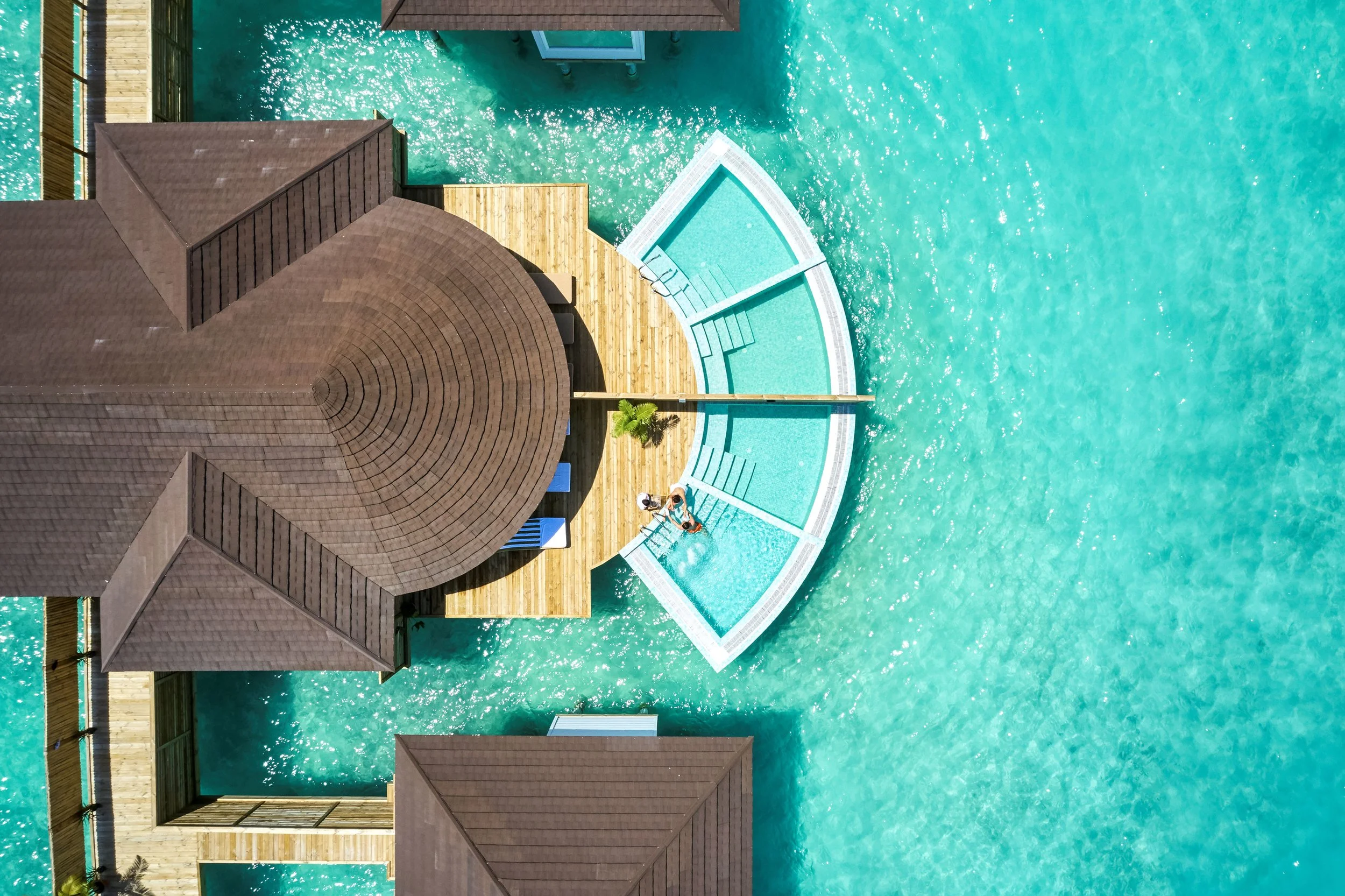 Olhuveli_NewSpa_0244_page_01.jpg