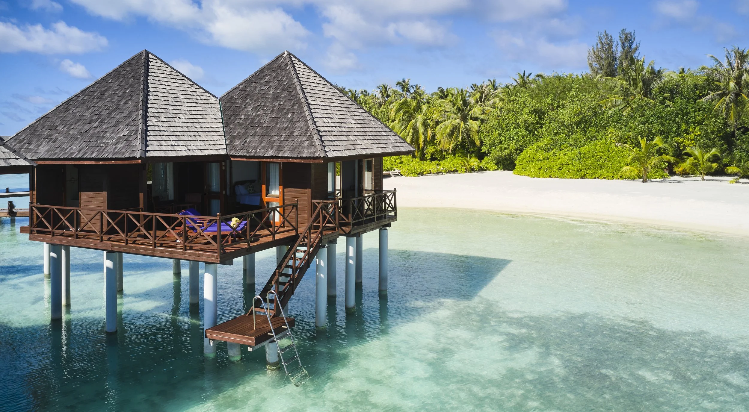 Olhuveli-Water-Villa-Exterior.jpg