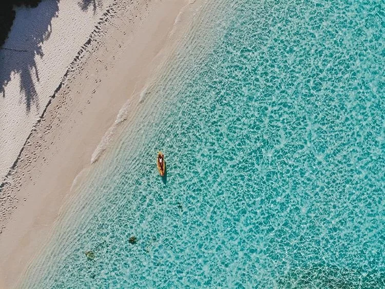 Furaveri Maldives - Aerial Kayak