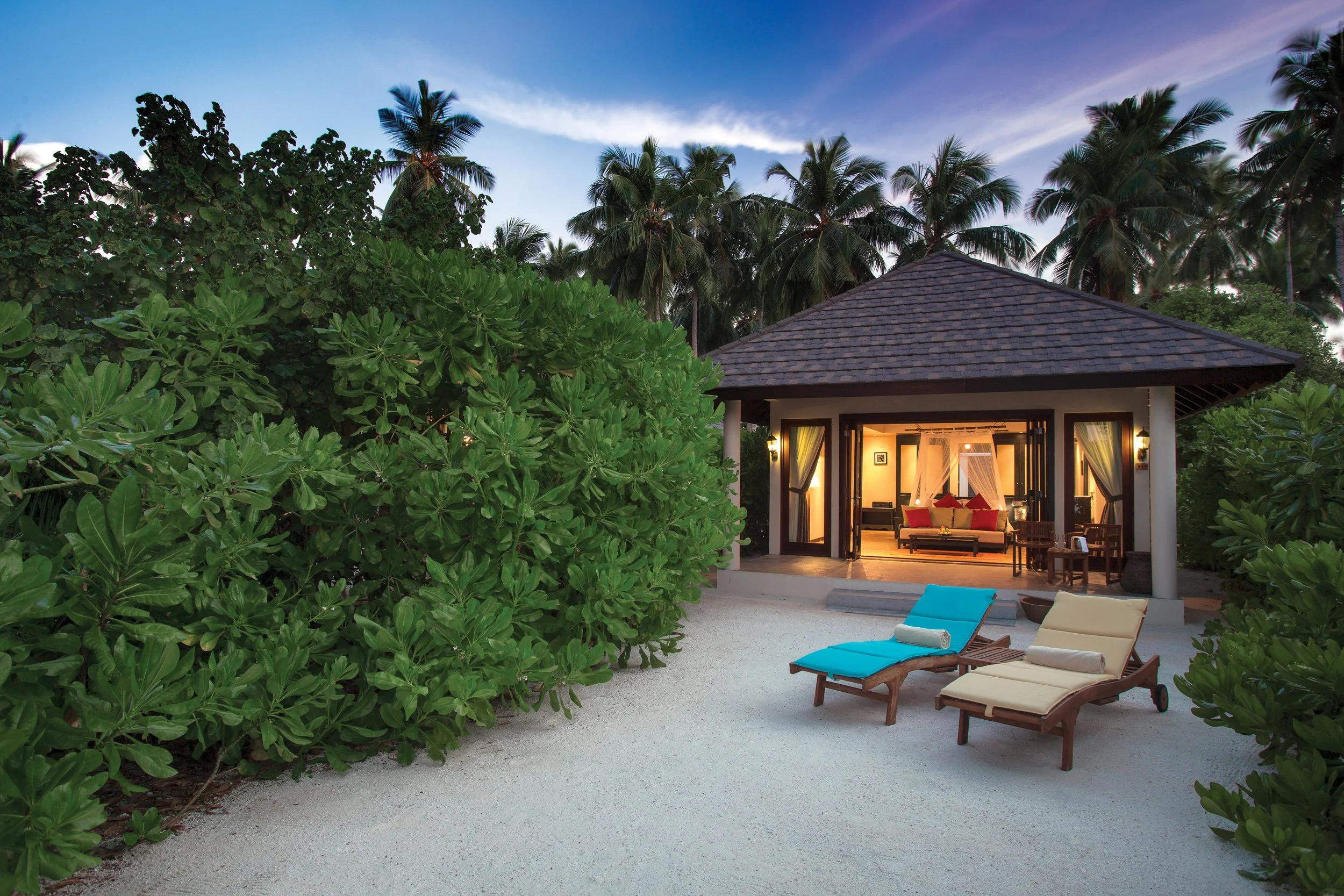 Atmosphere Kanifushi - Sunset Beach Villa Exterior