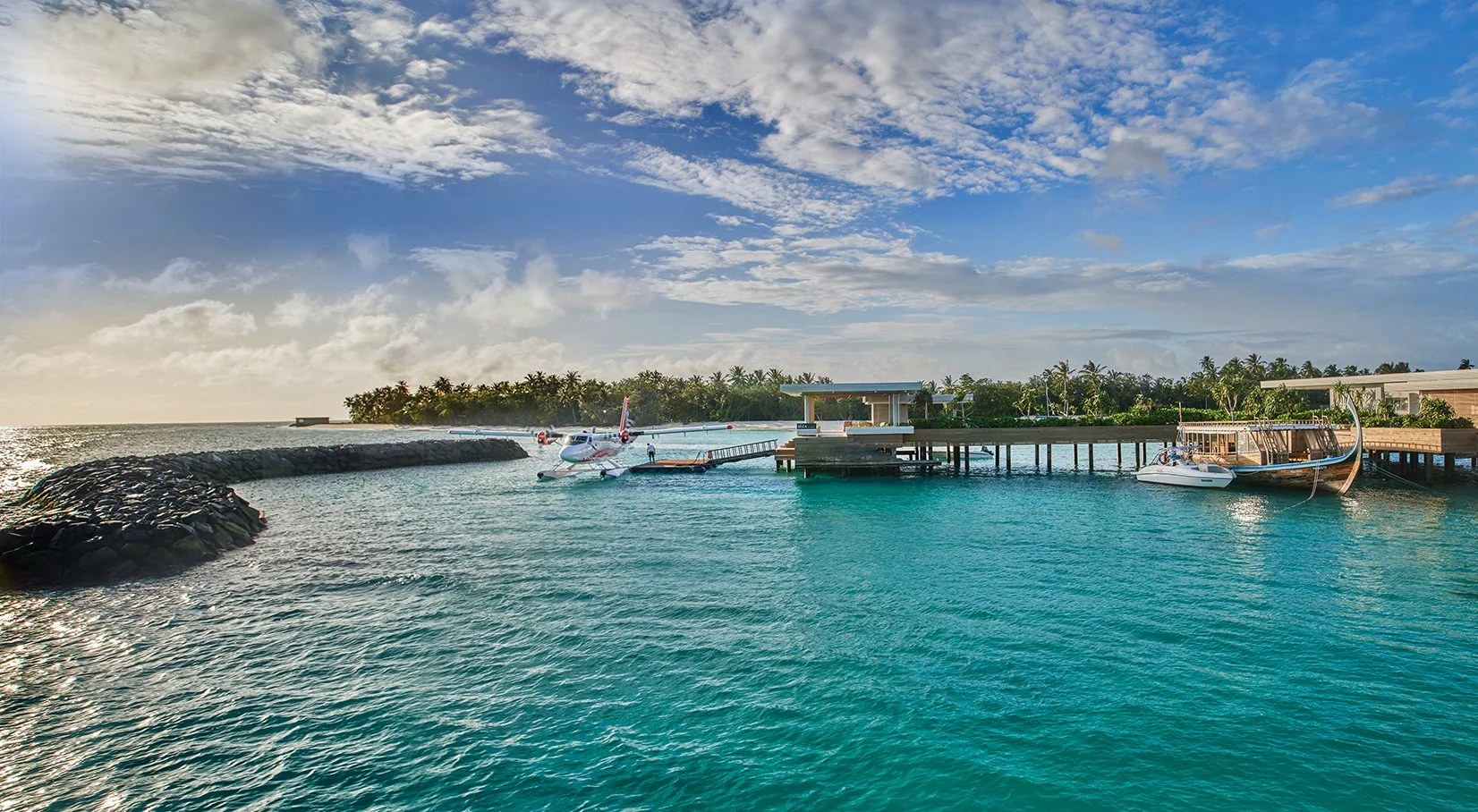 Alila Kothaifaru - Arrival Jetty