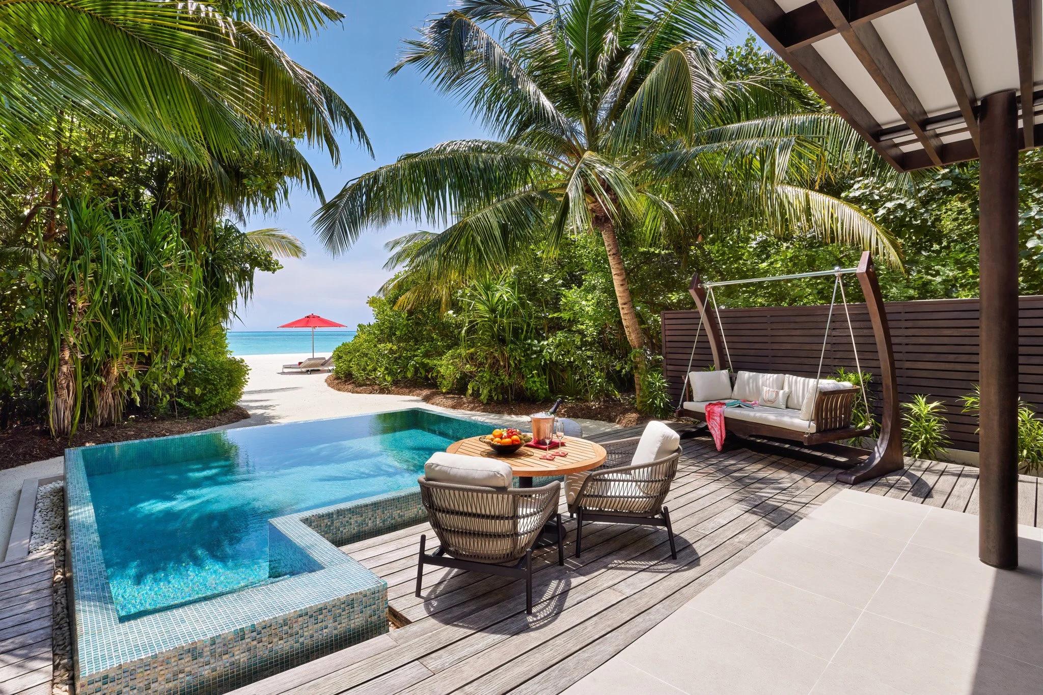 Niyama Private Islands - Deluxe Beach Pool Villa