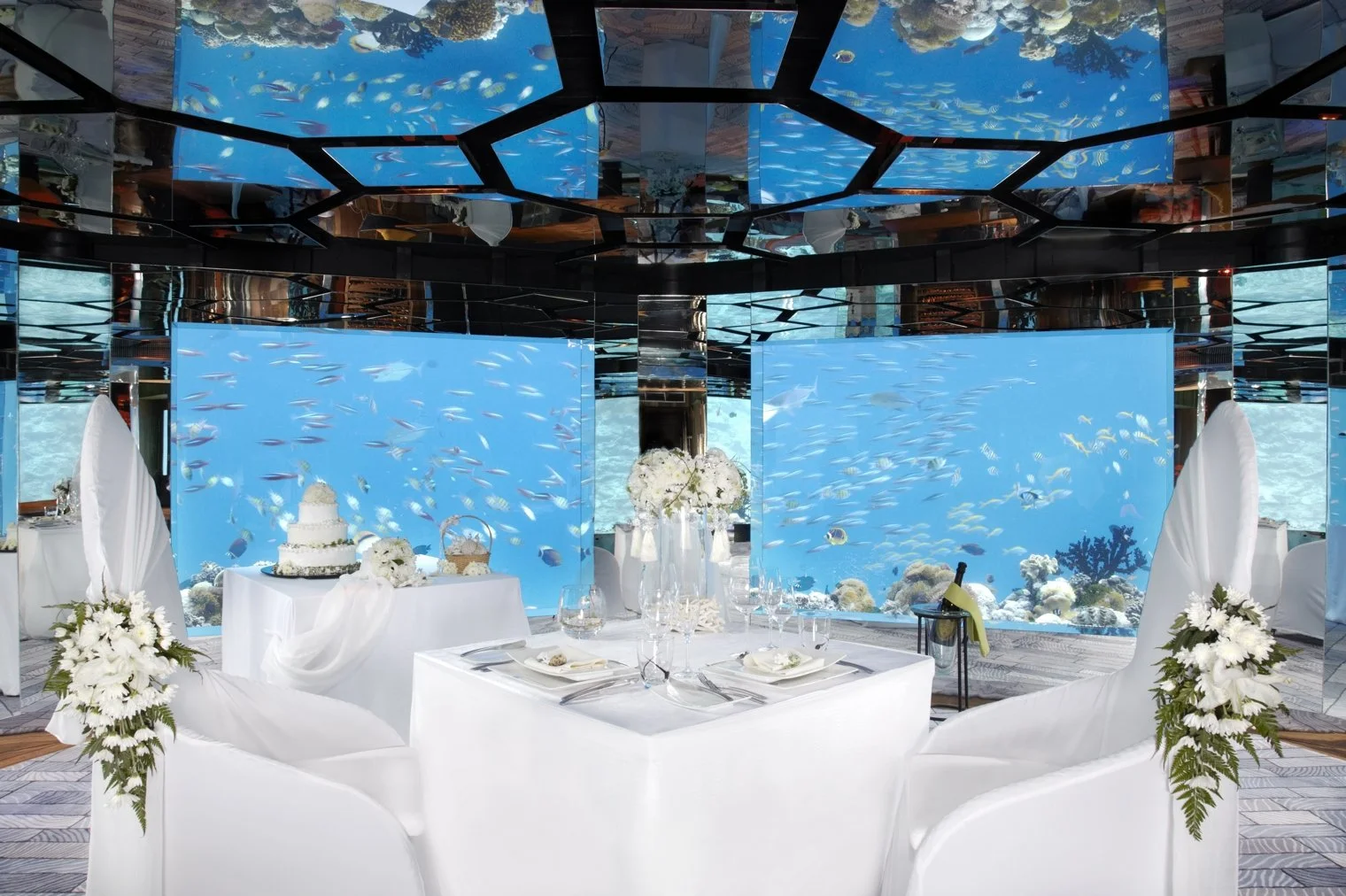Anantara Kihavah - SEA Underwater Wedding-1520x1012.jpg