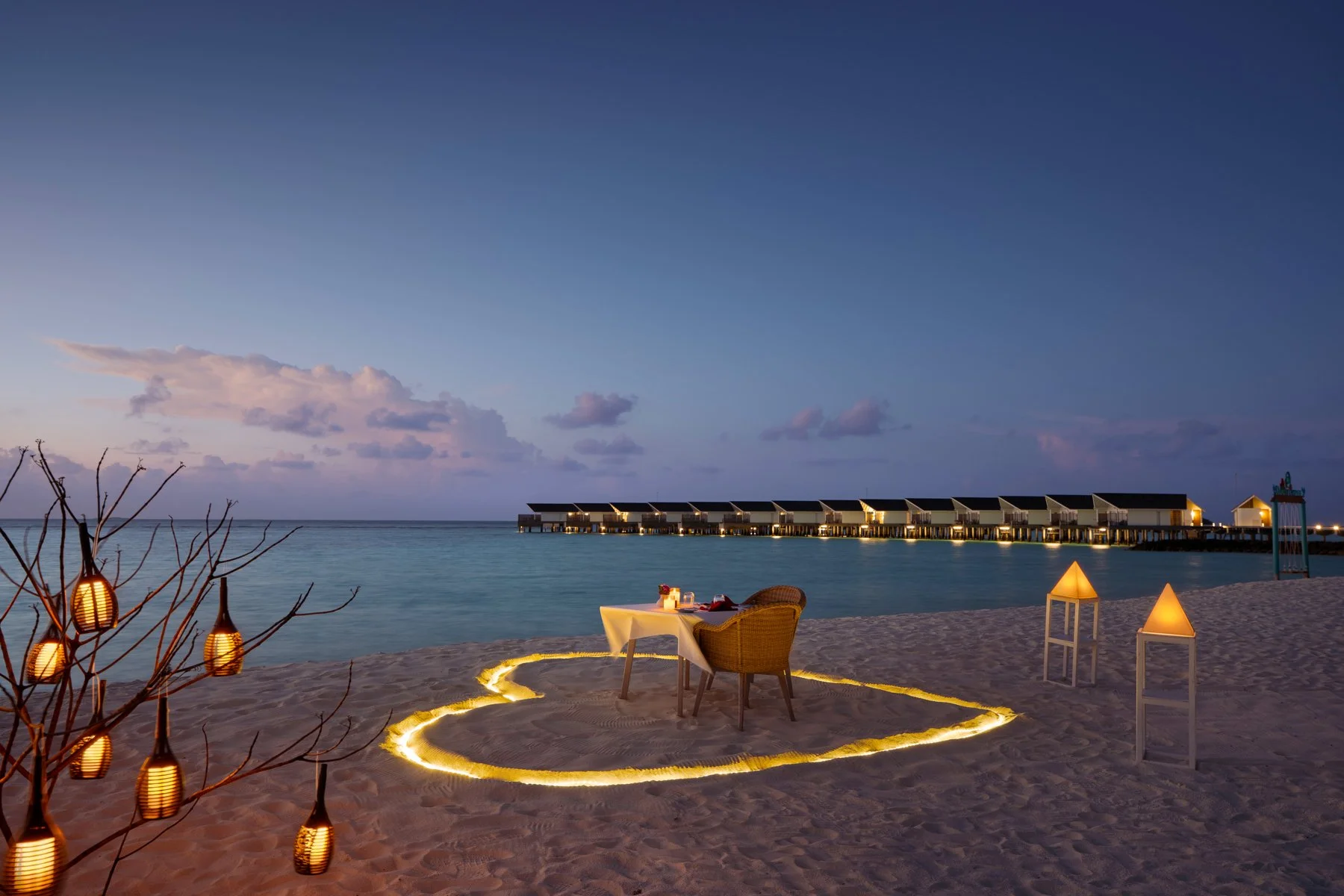 RAAYA by Atmosphere - CANDLE BEACH DINNER 1-1800x1200.jpg