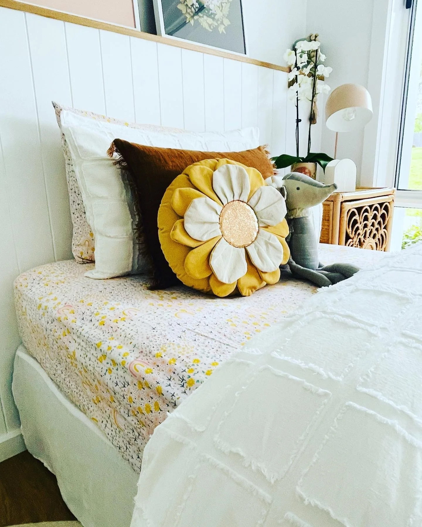 Saxon bedroom

Linen - Adairs
Bedside - Adairs
Wall - Easycraft vj
Timber - Tas Oak
