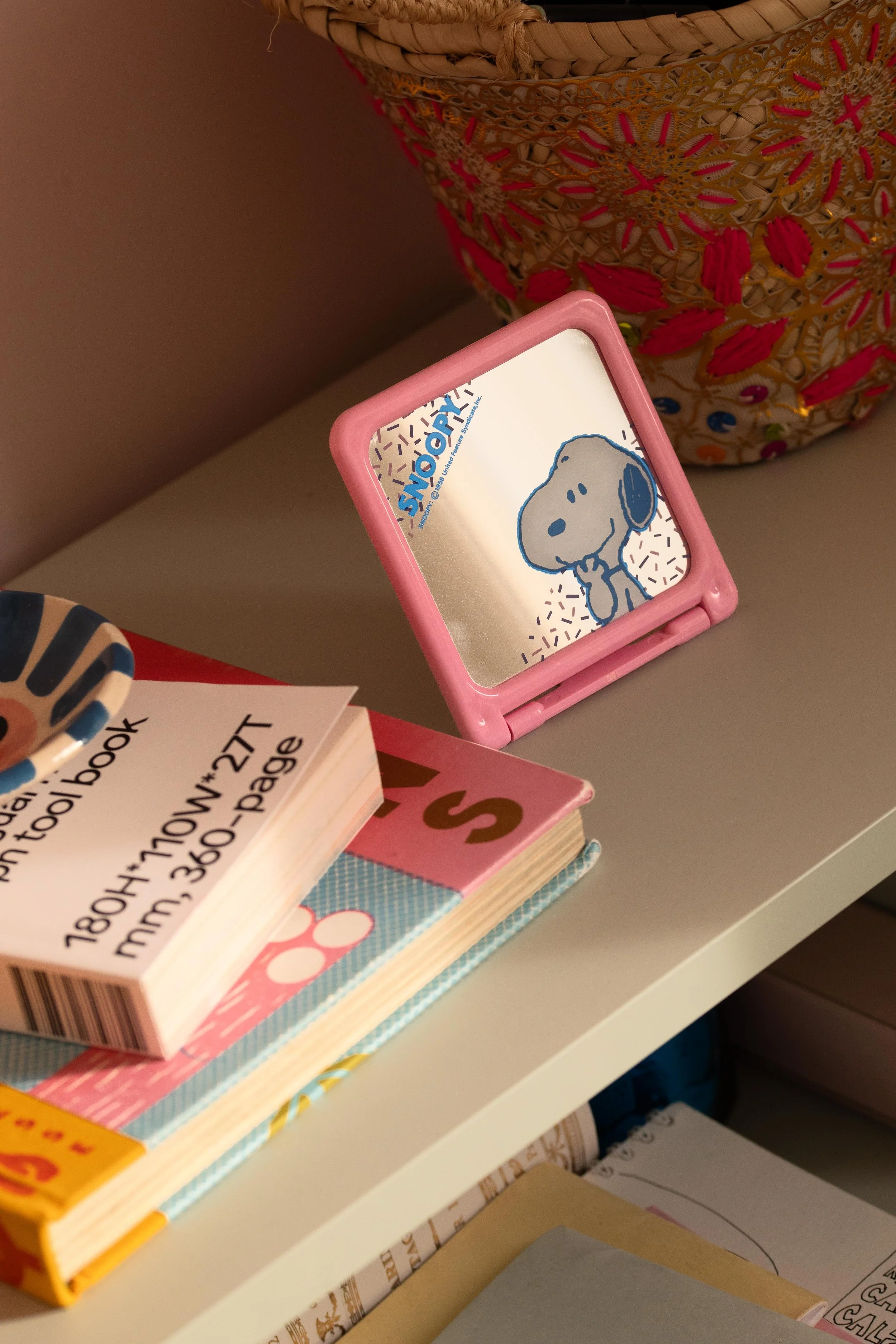 Décoration Snoopy dans l'atelier de Fanny Menoret