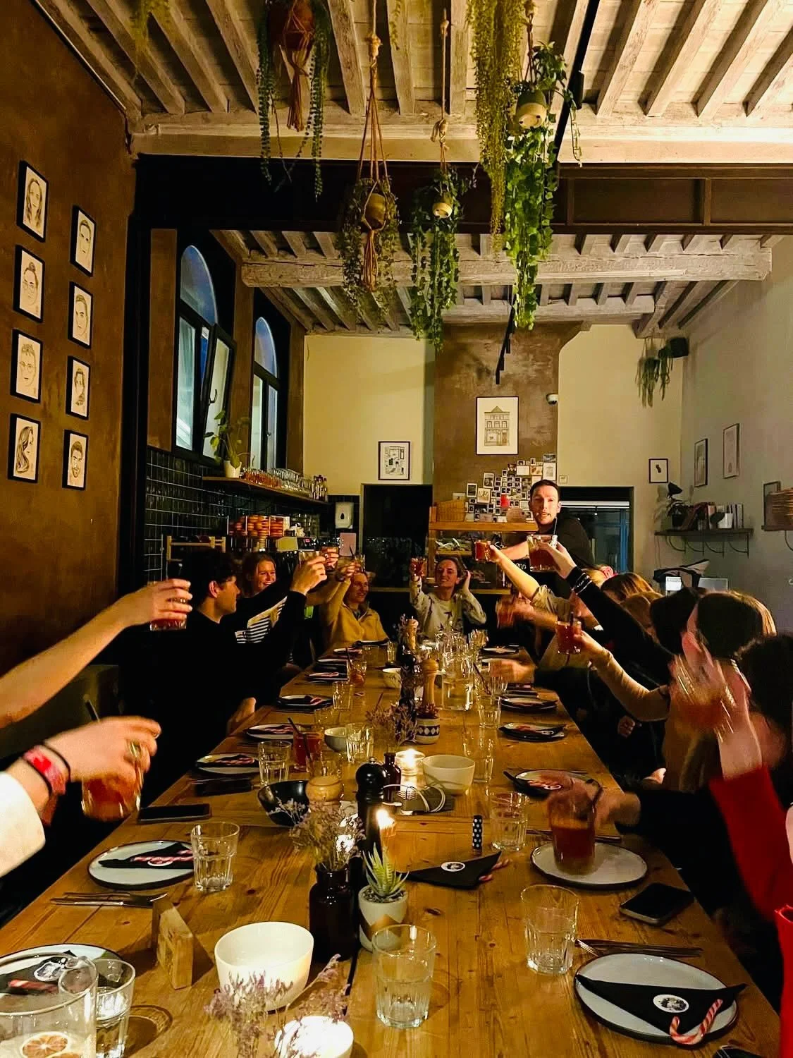 Teambuilding, tartiflette &amp; heel veel kerstpunch met het beste team!🍹🫕