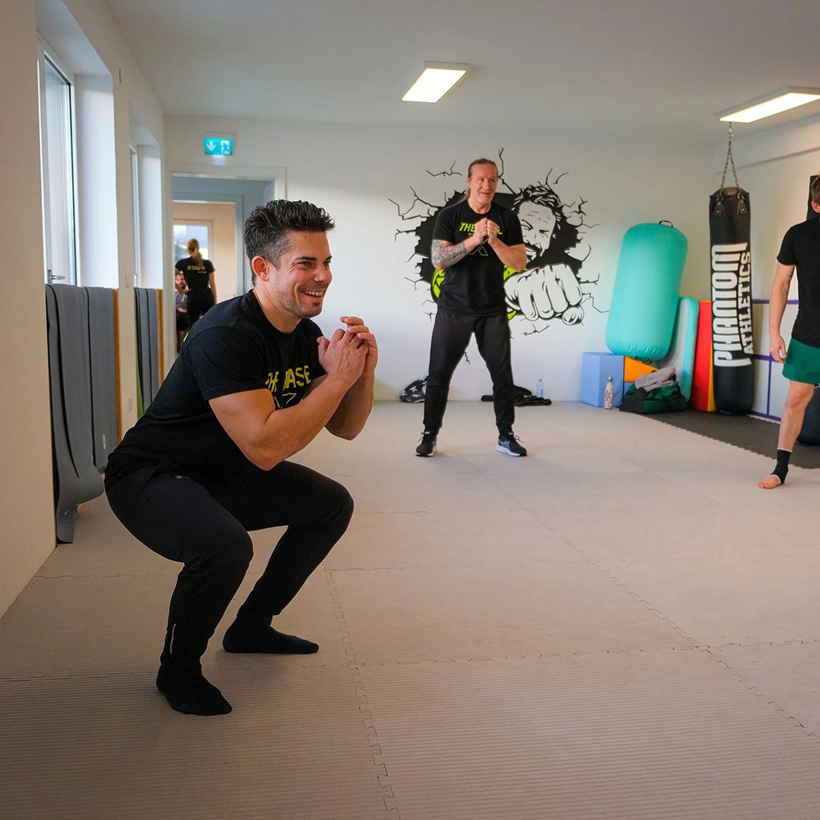 Muscle Club - Muskelaufbau und Krafttraining als perfekte Ergänzung für Dein Kampfsporttraining