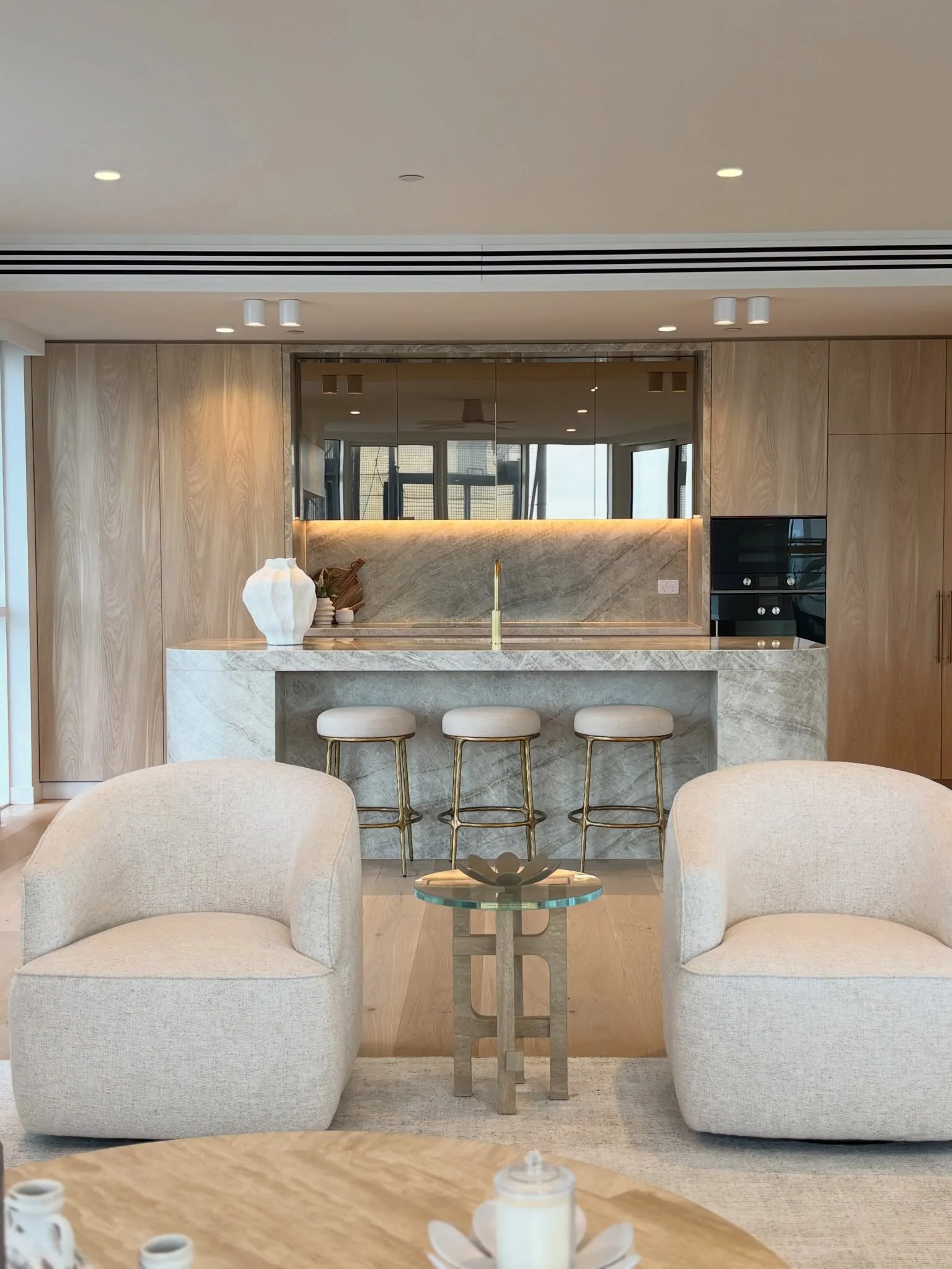 Looking absolutely stunning at @lamer_mainbeach 🤍

We&rsquo;ve really been enjoying working alongside the builders @nazero_australia delivering our 3-phase build cleans across 26 luxury apartments, plus all common areas, amenities &amp; basements, i