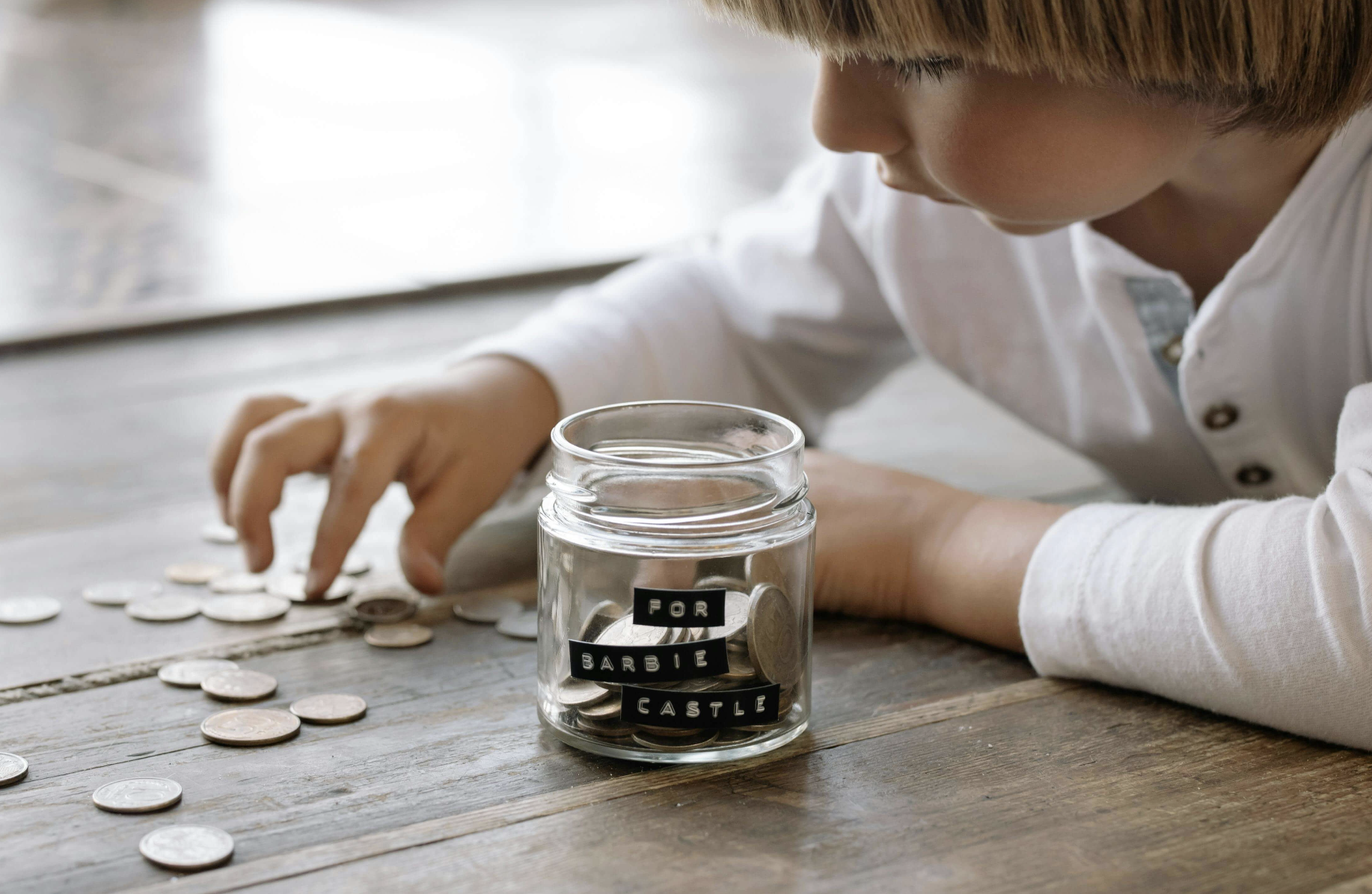 Junior ISAs vs Junior SIPPs: The Best Way to Invest for Your Child’s Future