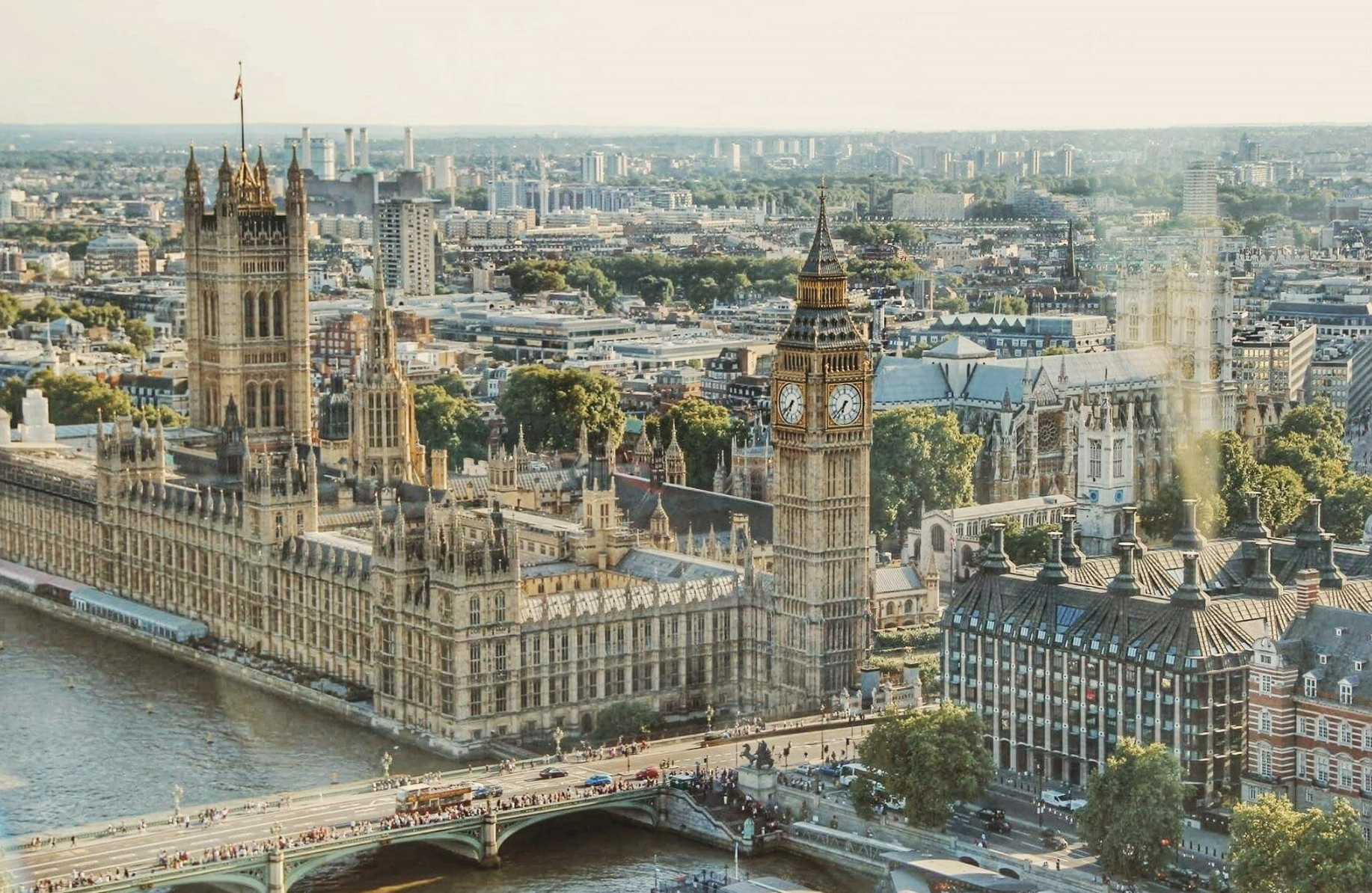 Do UK Elections Affect Stock Market Performance? What the Data Says About Labour vs Conservatives