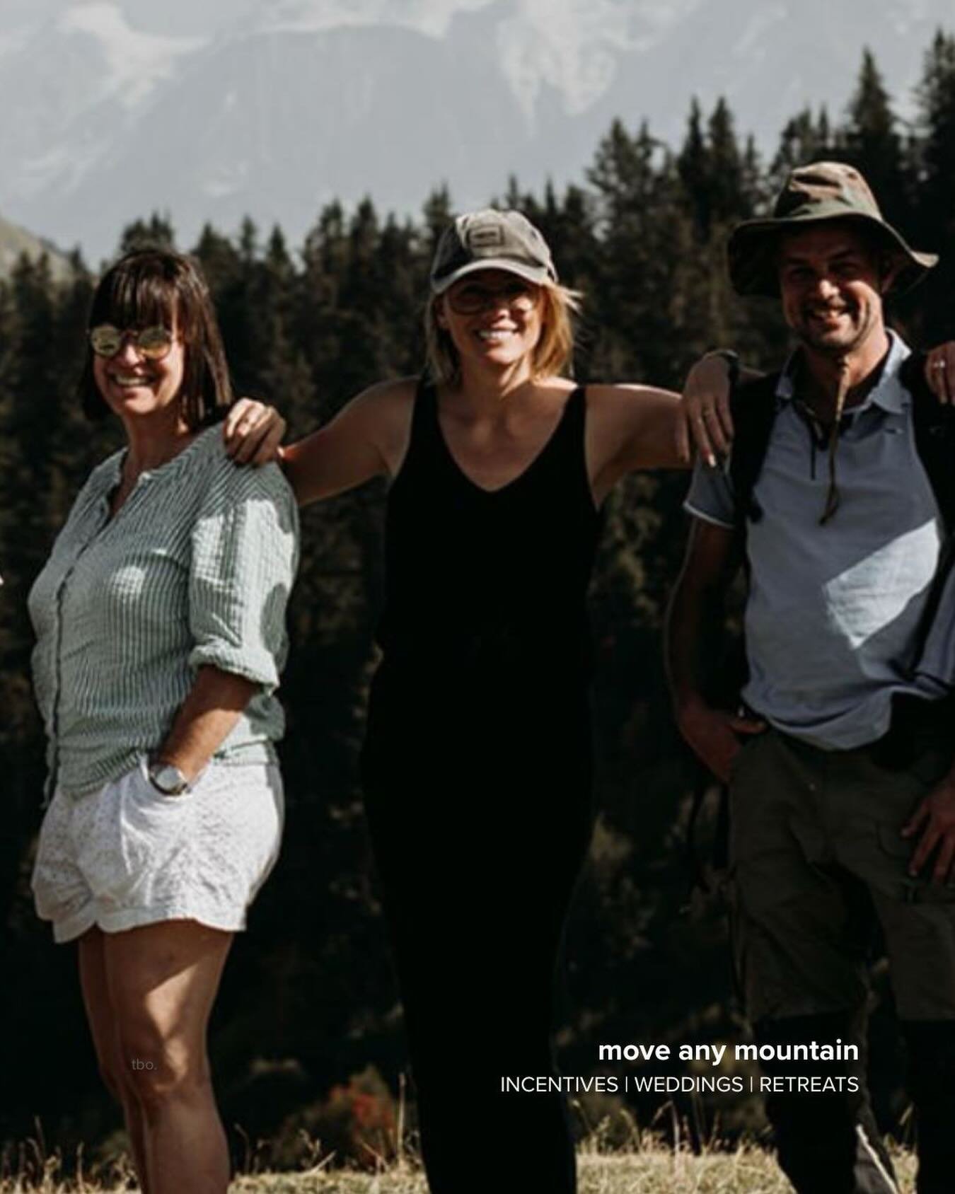 🎙️𝗣𝗼𝗱𝗰𝗮𝘀𝘁 𝗺𝗼𝗺𝗲𝗻𝘁 𝘄𝗶𝘁𝗵 𝗝𝗼𝗶𝘀 𝗖𝗼𝗮𝗰𝗵𝗶𝗻𝗴

A real conversation about stepping out of your comfort zone, slowing down and why the mountains play such an important role in what we do at Move Any Mountain.

That conversation didn