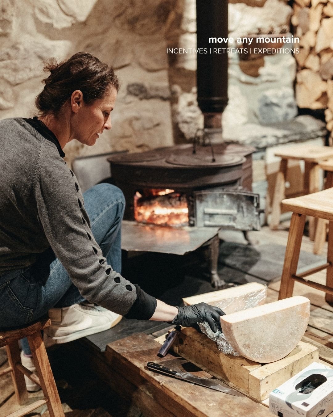 𝗦𝗲𝗿𝗶𝗼𝘂𝘀 𝗺𝗲𝗲𝘁𝗶𝗻𝗴𝘀 🤝
Followed by 𝘀𝗲𝗿𝗶𝗼𝘂𝘀 𝗿𝗮𝗰𝗹𝗲𝘁𝘁𝗲 🧀🔥

We don&rsquo;t just take you to the mountains,
we make you taste them.

Local specialties. Real moments.

Exactly how a 𝗺𝗼𝘂𝗻𝘁𝗮𝗶𝗻 𝗶𝗻𝗰𝗲𝗻𝘁𝗶𝘃𝗲 s